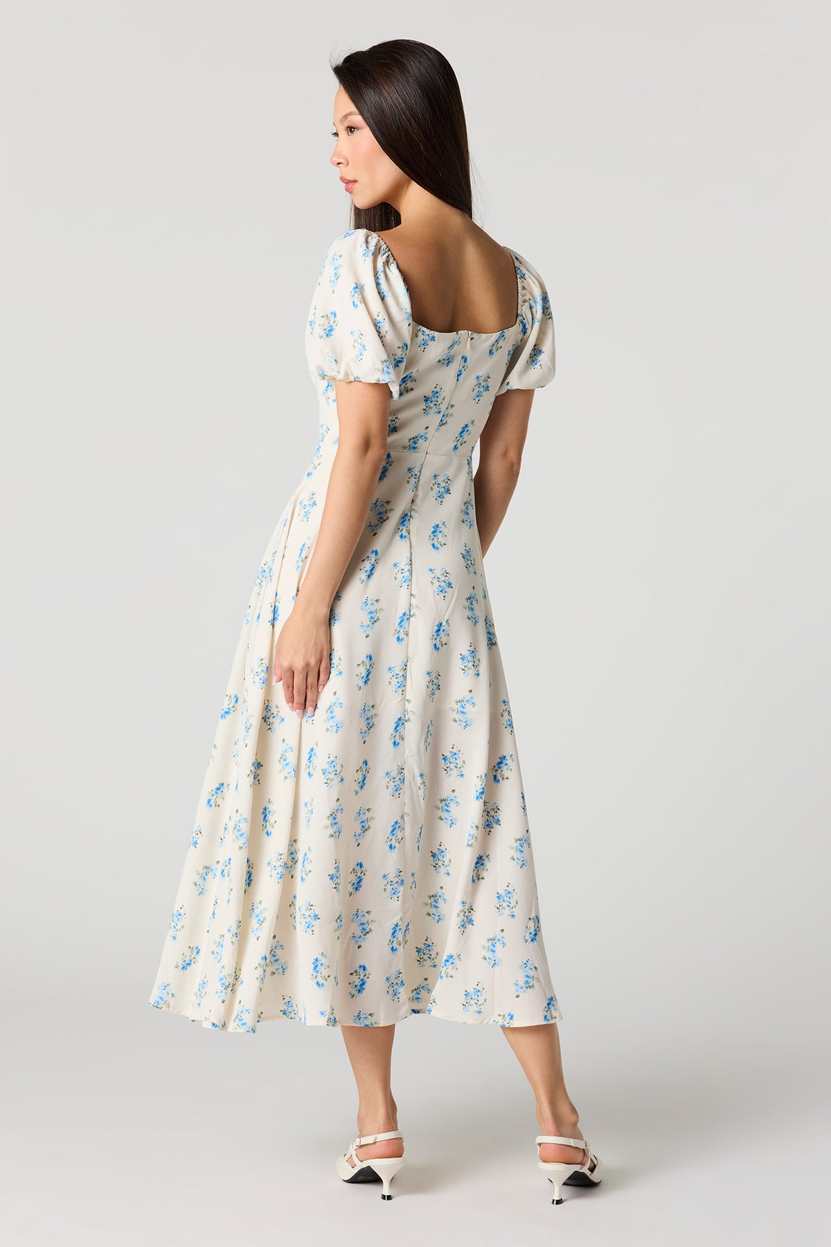Vue alternative 3. Robe midi fleurie avec manches bouffantes