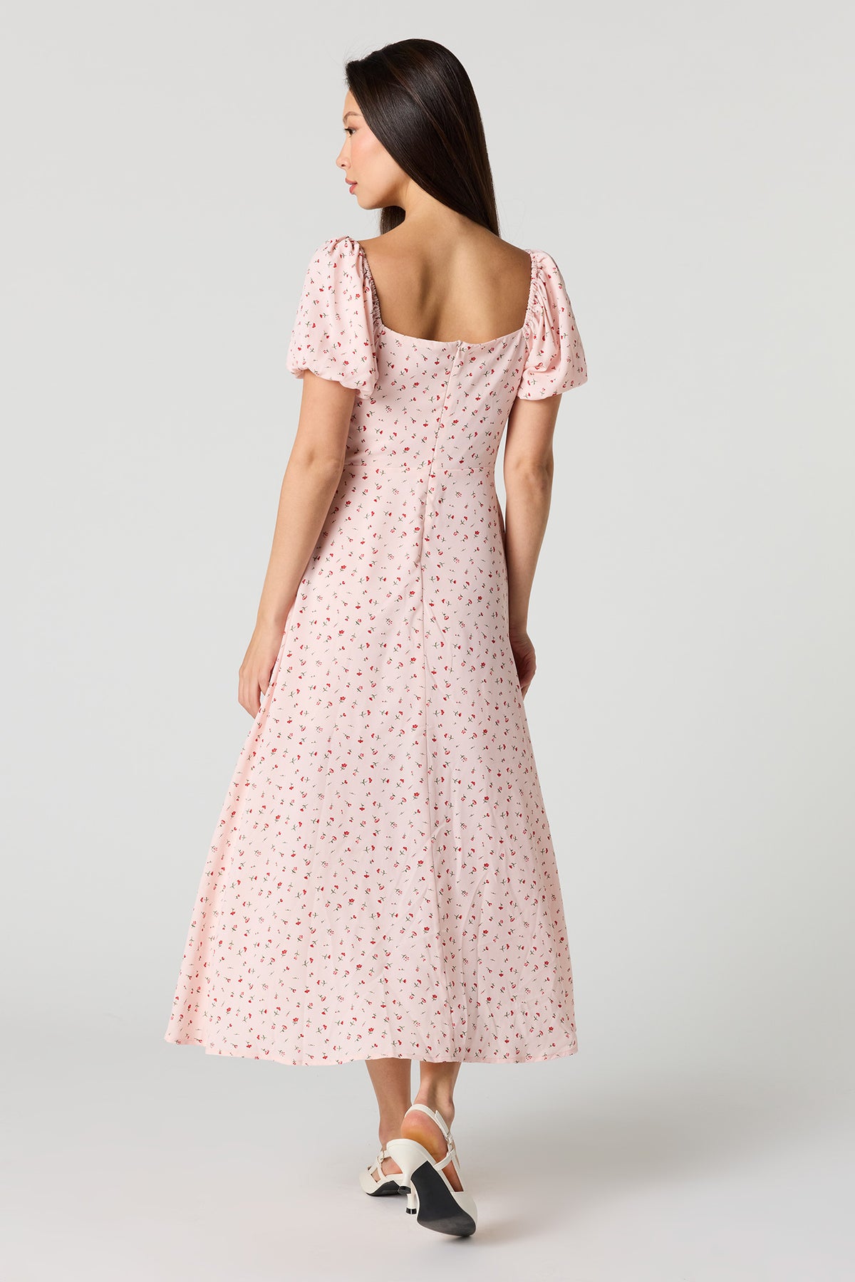 Vue alternative 3. Robe midi fleurie avec manches bouffantes