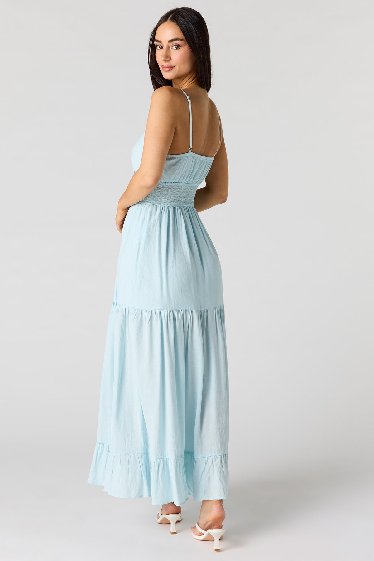 Vue alternative 3. Robe midi volantée smockée en crêpe