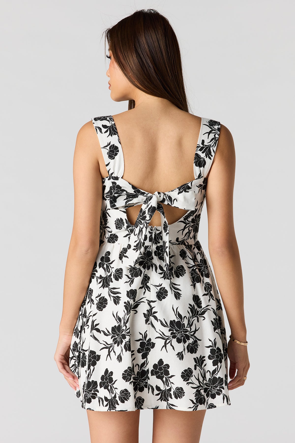 Alt View 2. Linen-Blend A-Line Mini Dress - Black with White