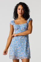 Minirobe fleurie en chiffon
