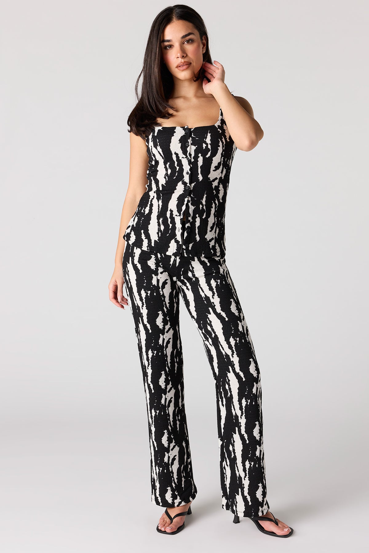 Textured Wide Leg Pant - Black with White
