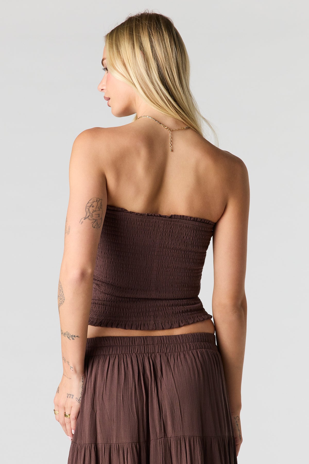 Vue alternative 2. Haut tubulaire smocké