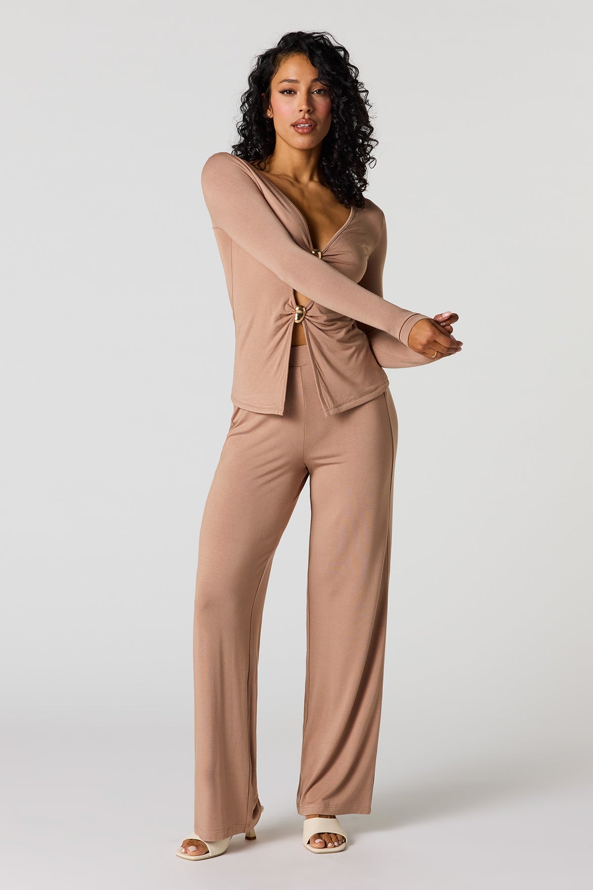 Pantalon à jambe large et taille haute