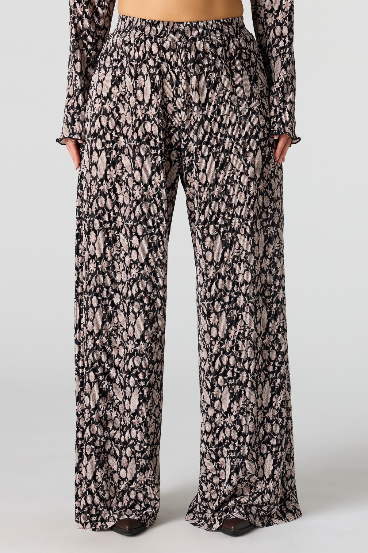 Vue alternative 2. Pantalon côtelé à jambe large
