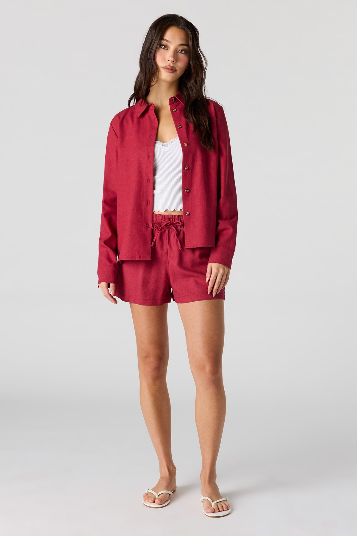 Vue alternative 3. Short en mélange de lin à taille coulissante