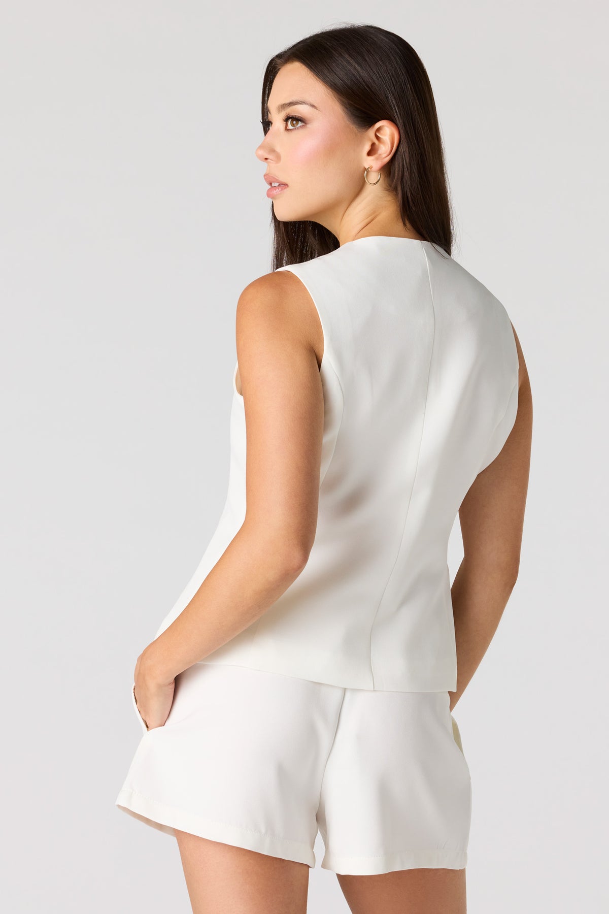 Alt View 2. Crepe Drawstring Short - White