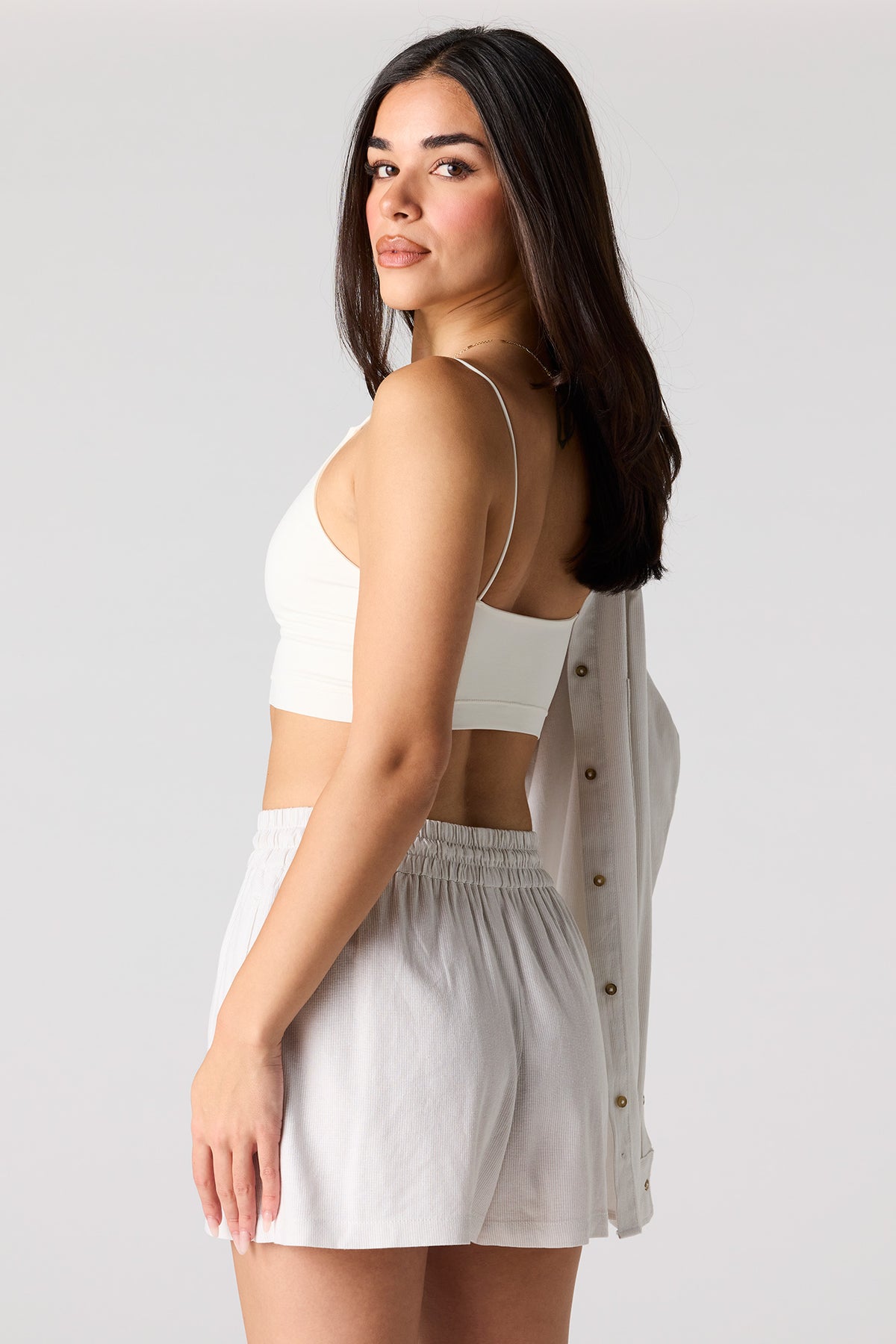 Alt View 2. Linen-Blend Drawstring Short - Off White