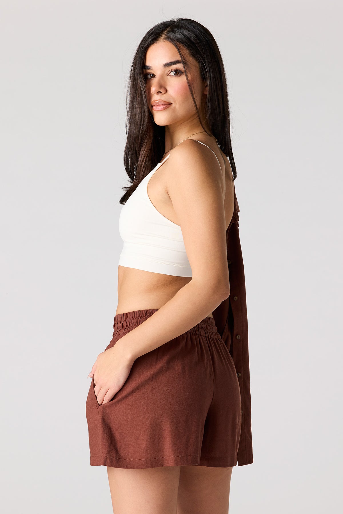 Alt View 2. Linen-Blend Drawstring Short - Dark Brown