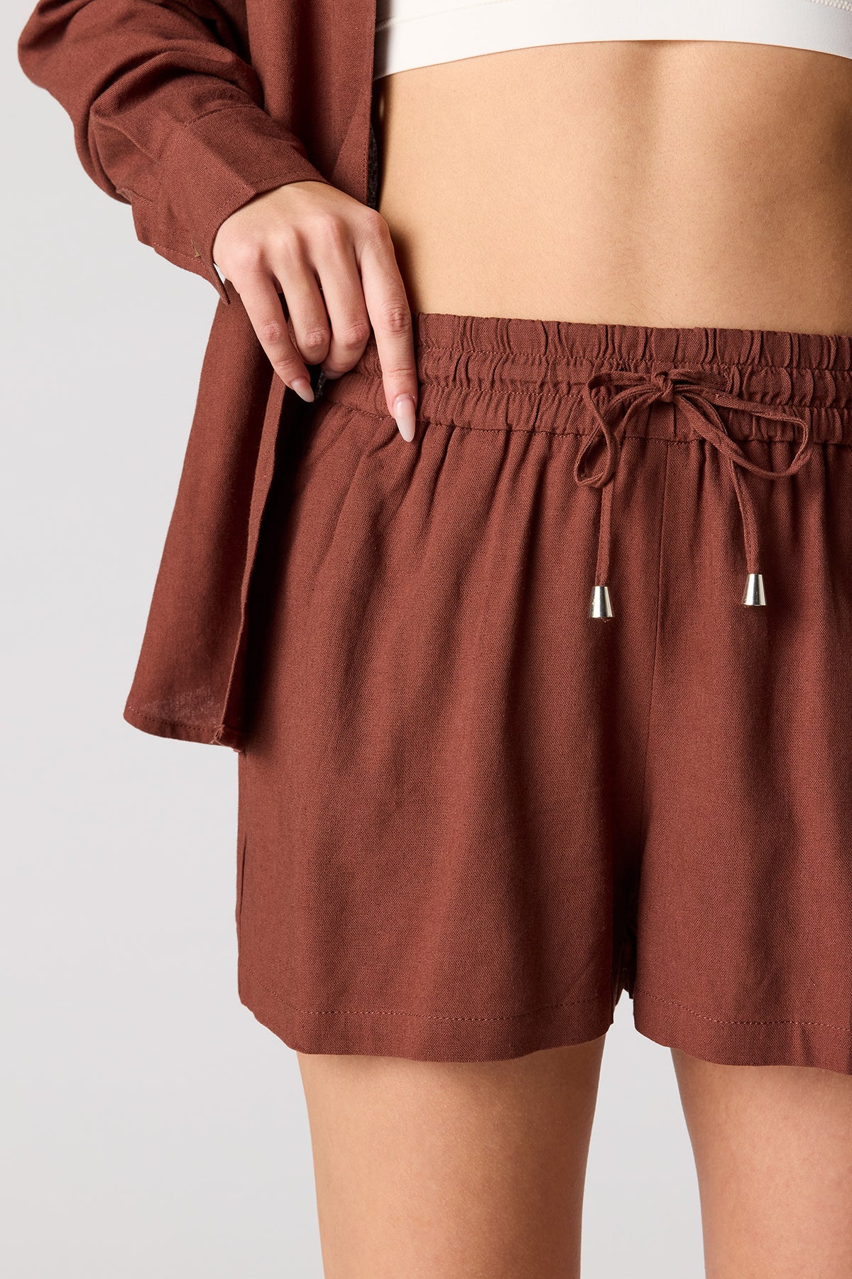 Alt View 4. Linen-Blend Drawstring Short - Dark Brown