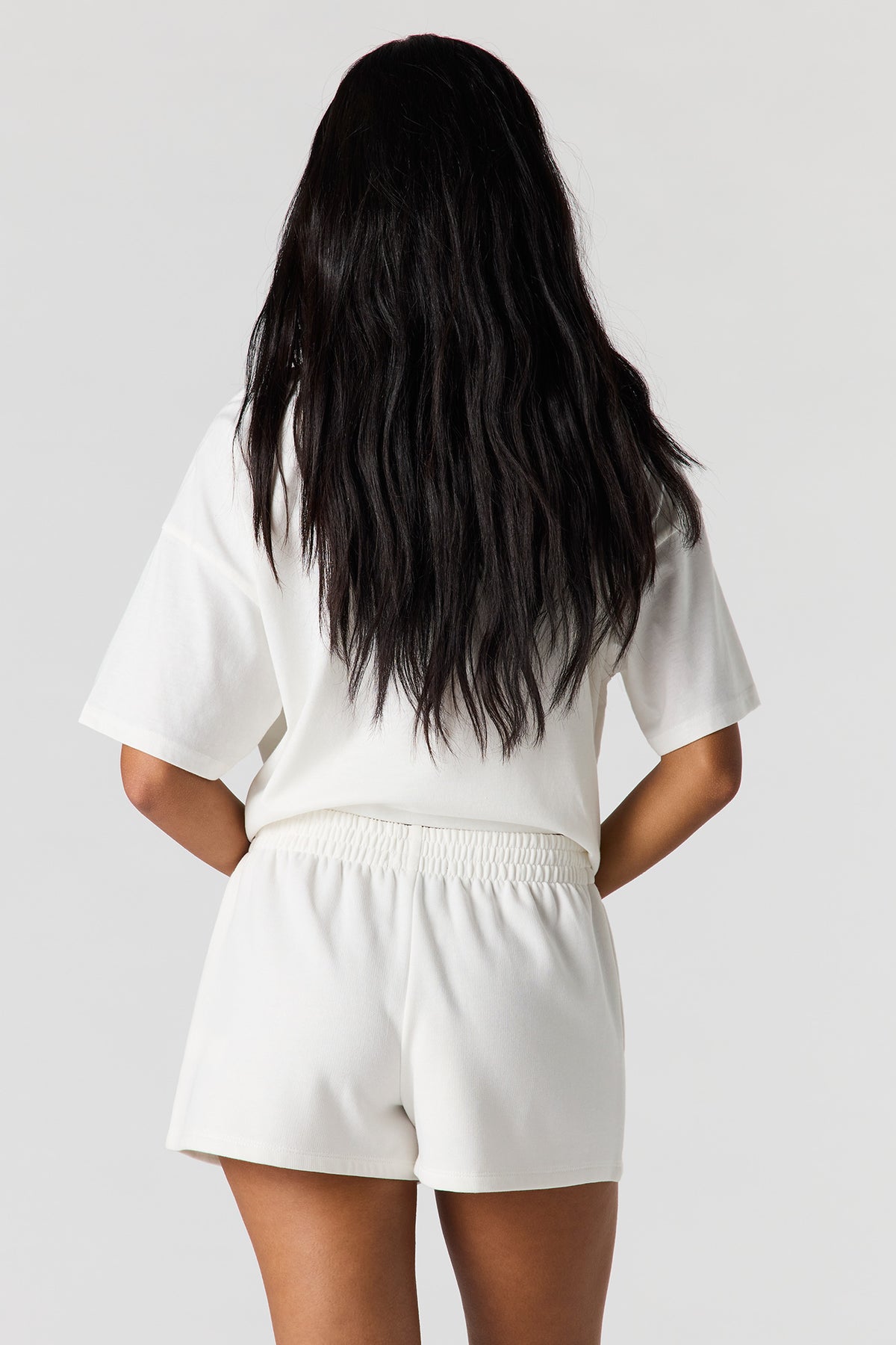 Alt View 2. Fleece Short - White