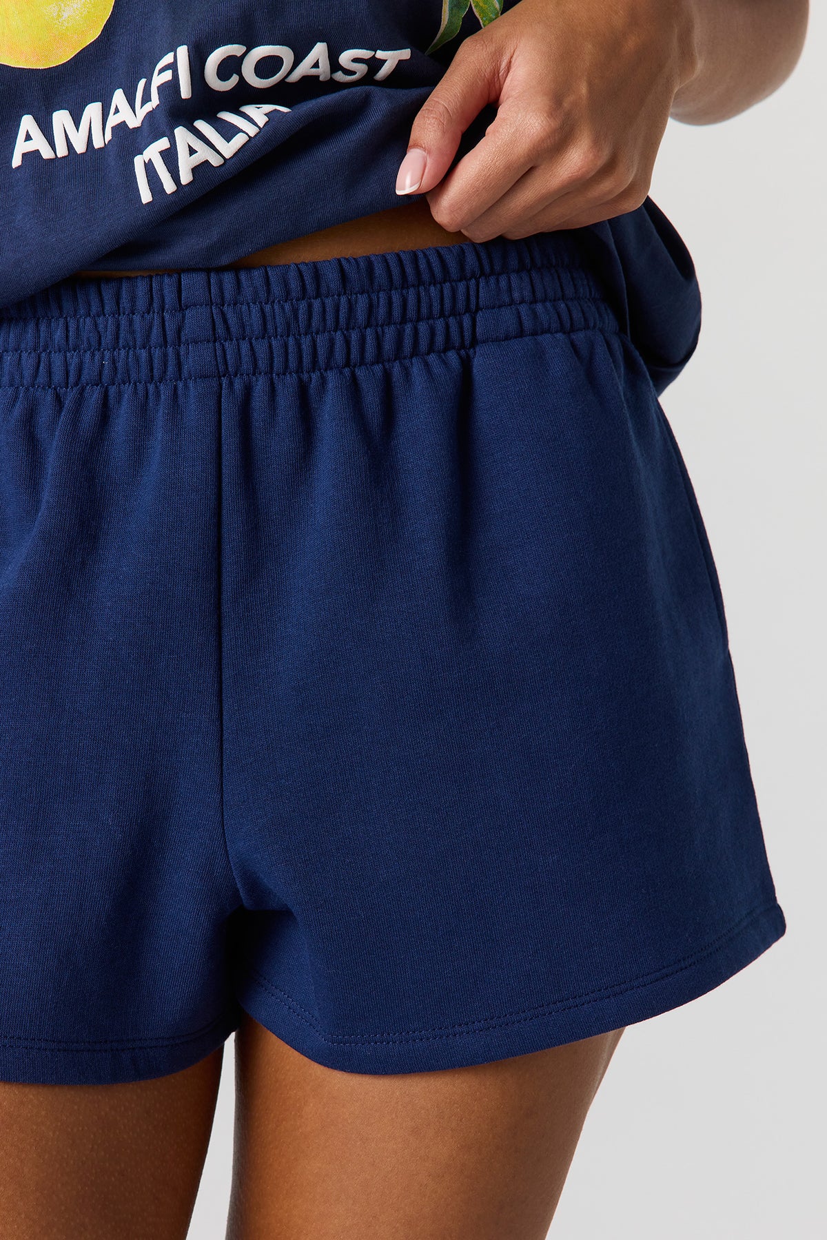 Vue alternative 4. Short en molleton
