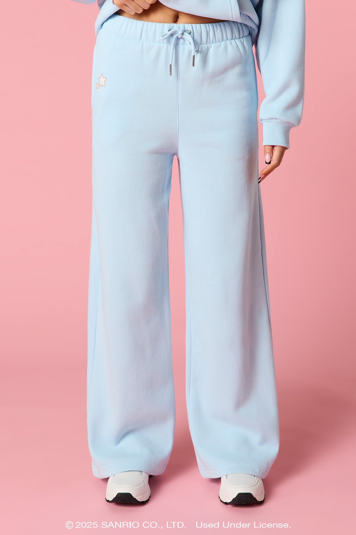 Alt View 2. Cinnamoroll™ Graphic Fleece Wide Leg Sweatpant - Blue