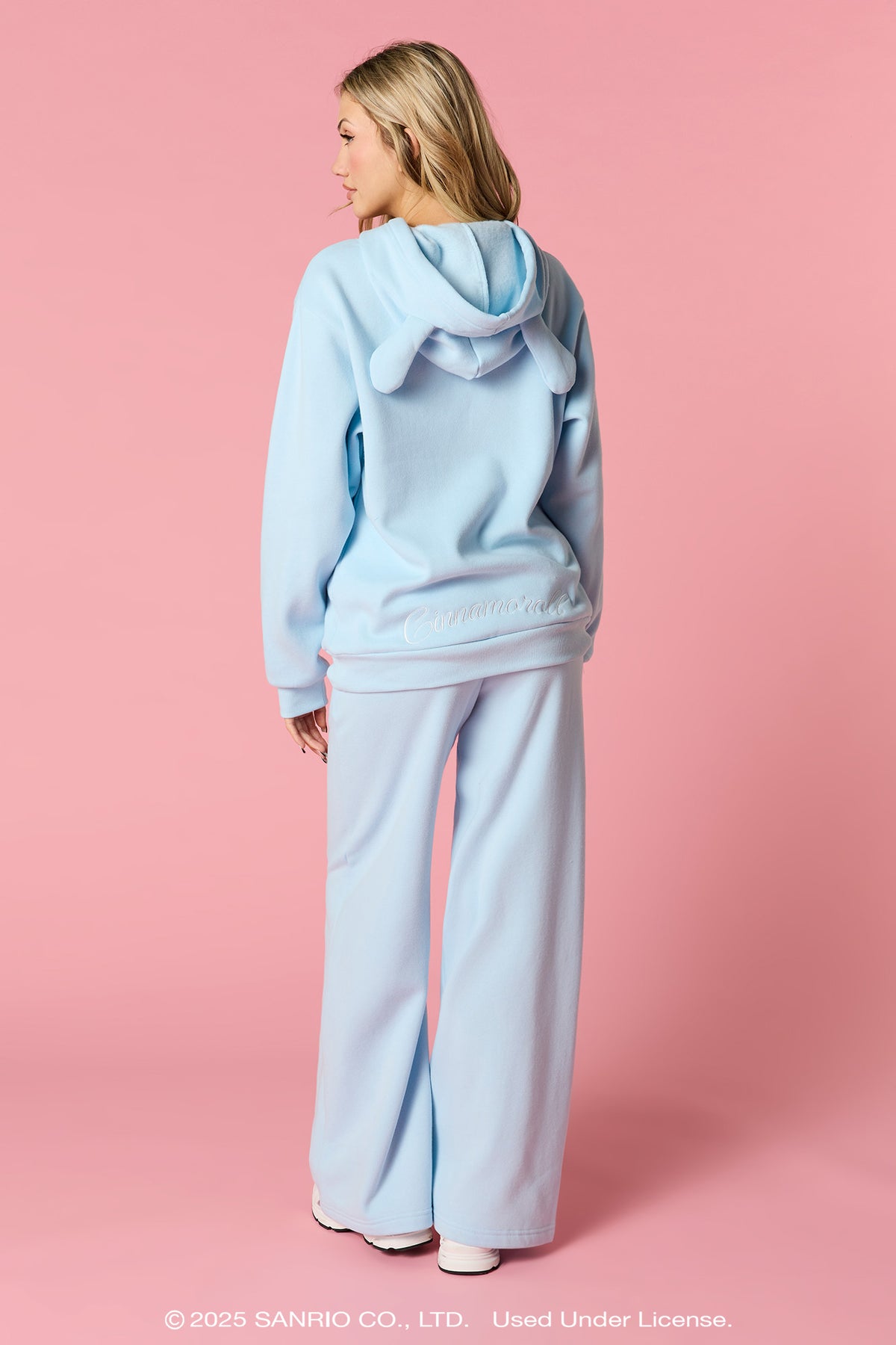 Alt View 3. Cinnamoroll™ Graphic Fleece Wide Leg Sweatpant - Blue