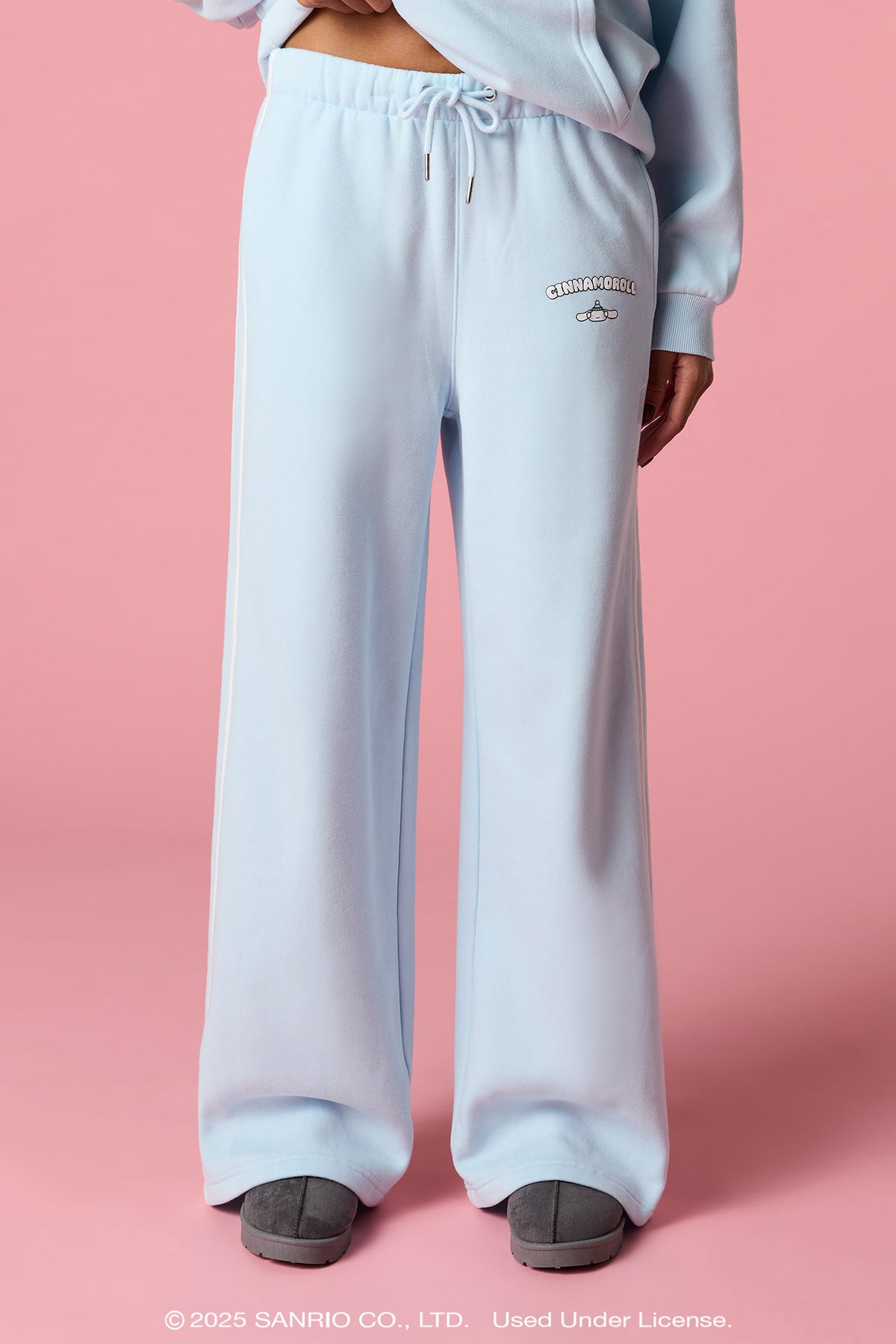 Alt View 2. Cinnamoroll™ Puff Print Wide Leg Sweatpant - Blue