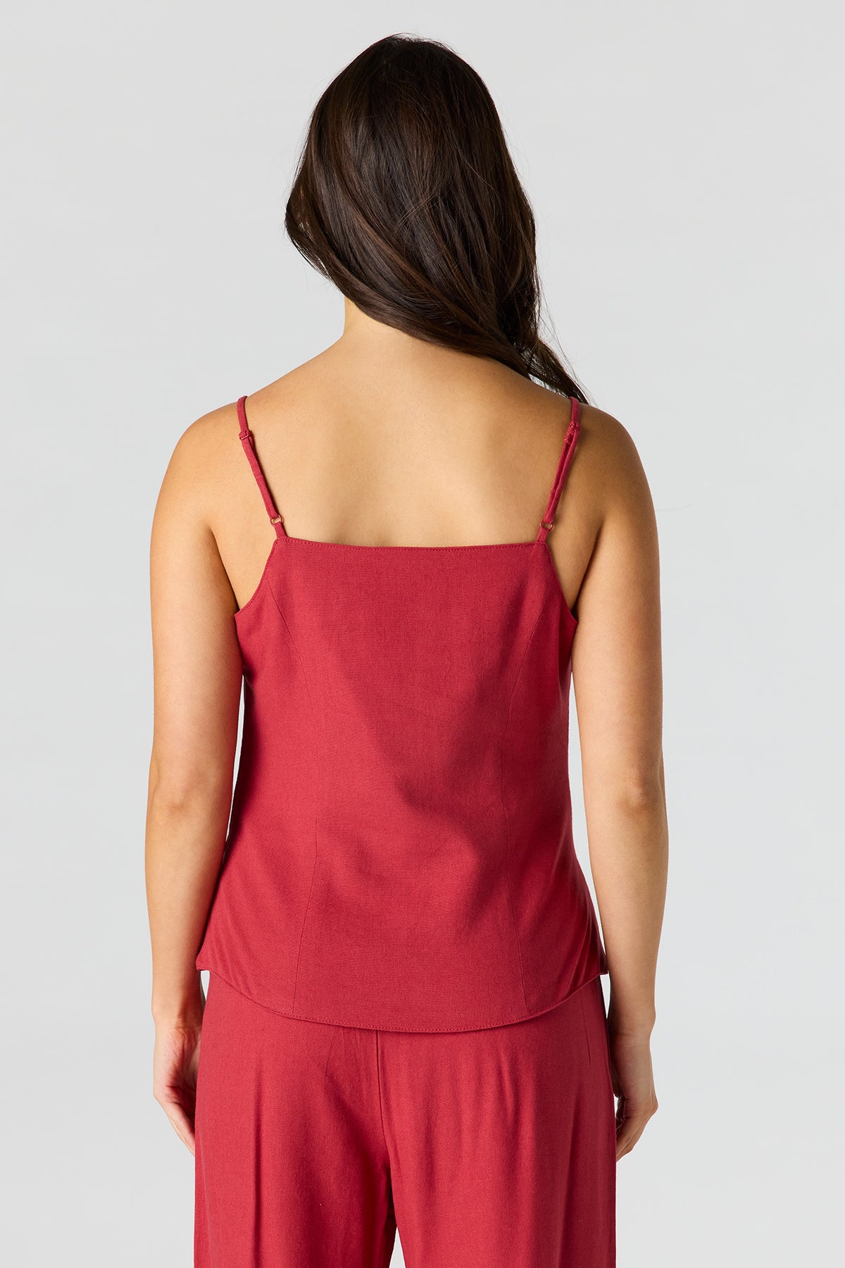 Vue alternative 2. Gilet en lin boutonné à encolure carrée