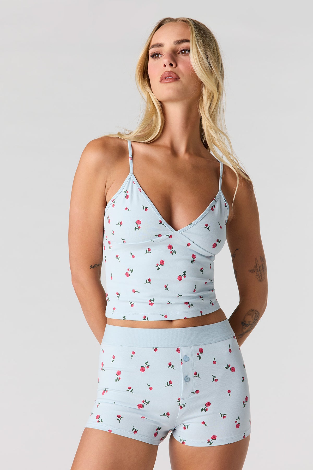 Vue alternative 2. Ensemble pyjama avec débardeur imprimé et caleçon