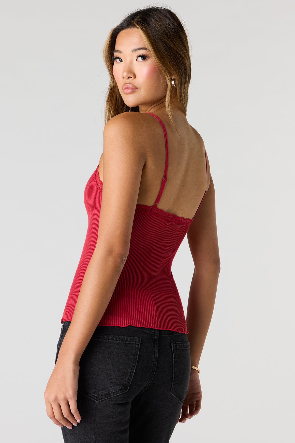 Alt View 2. Seamless Ribbed Lace Trim Cami - Red