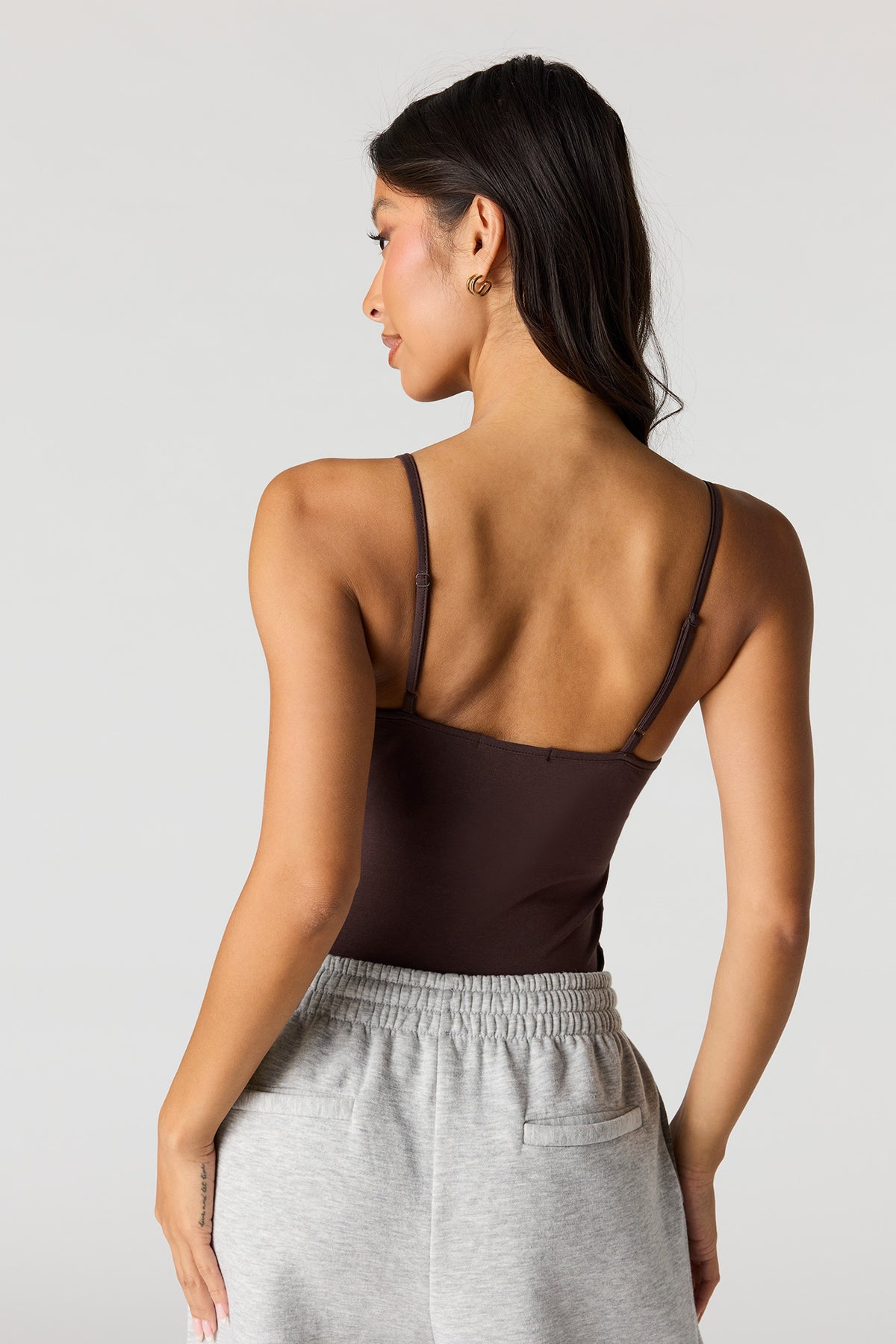 Vue alternative 2. Camisole unie avec soutien-gorge intégré
