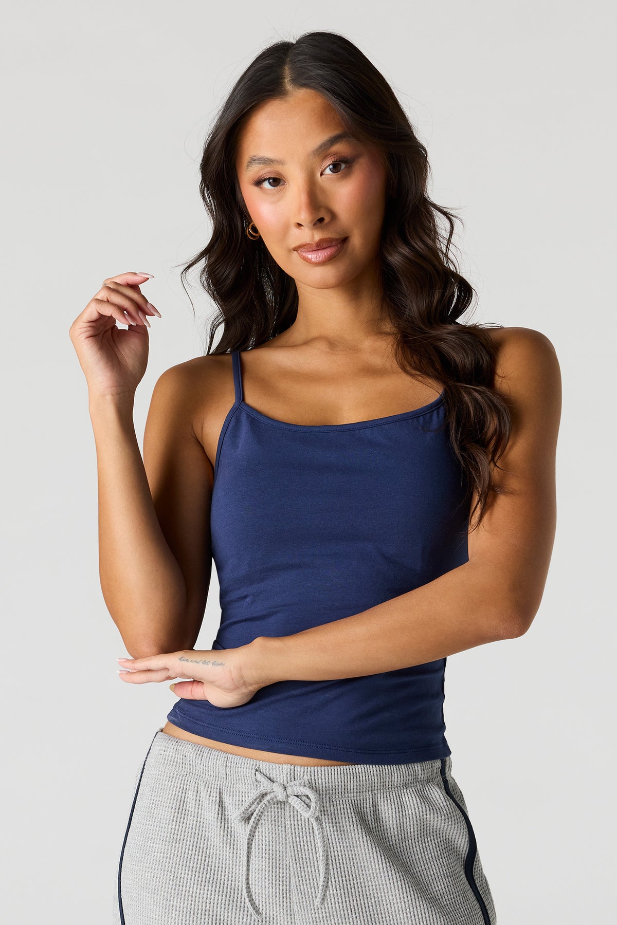 Camisole unie avec soutien-gorge intégré