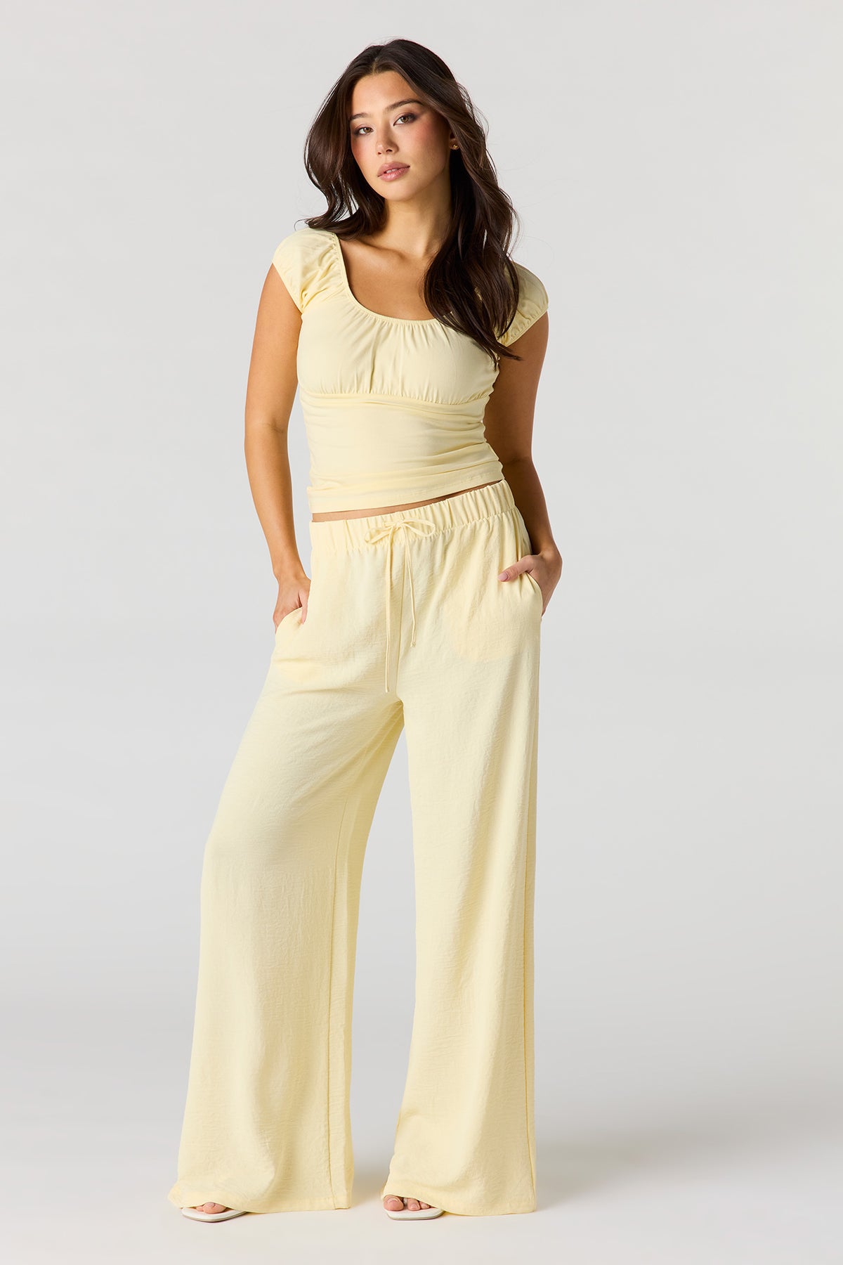 Alt View 3. Scoop Neck Short Sleeve Top - Yellow