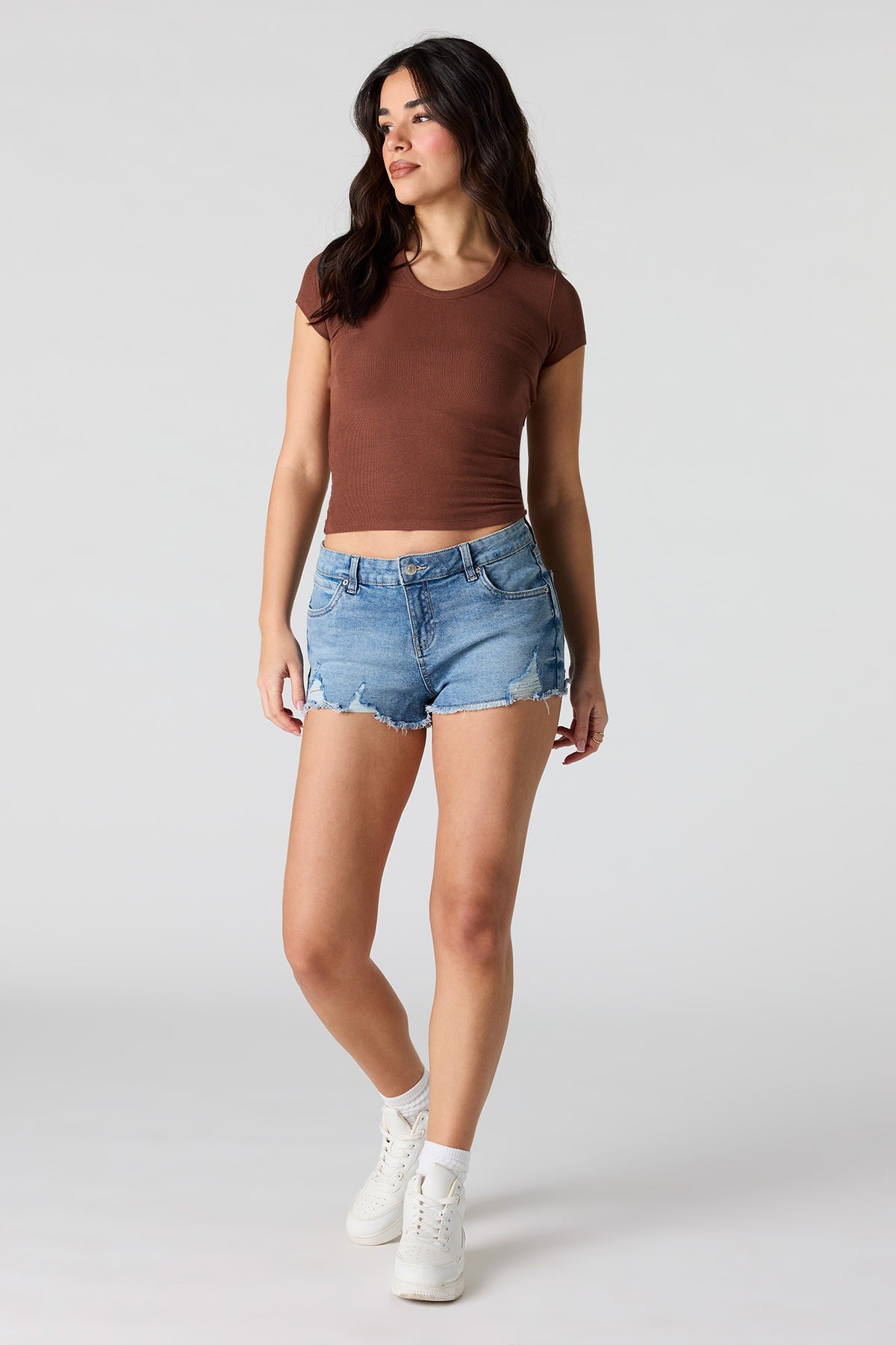 Alt View 3. Ribbed T-Shirt - Brown