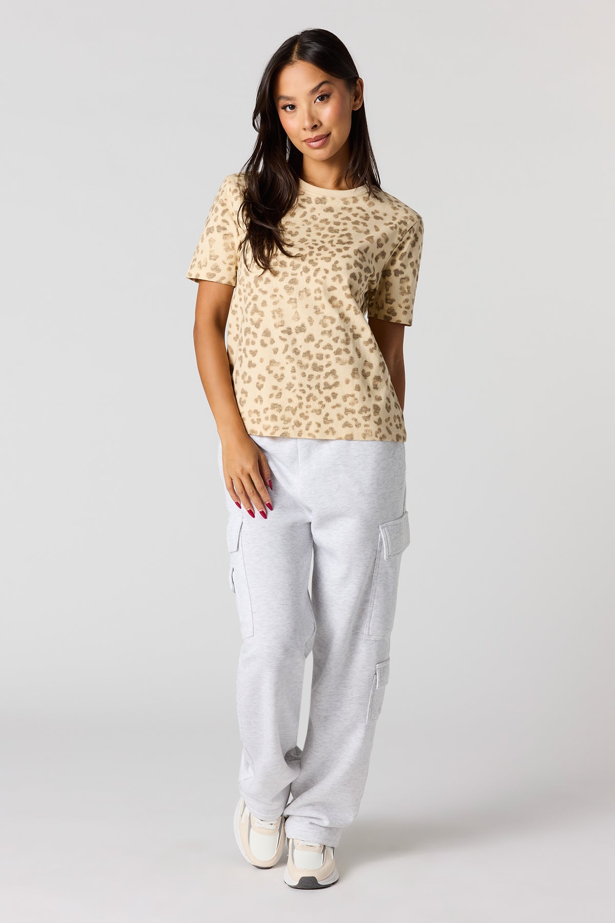 Alt View 3. Relaxed Crewneck T-Shirt - Pink