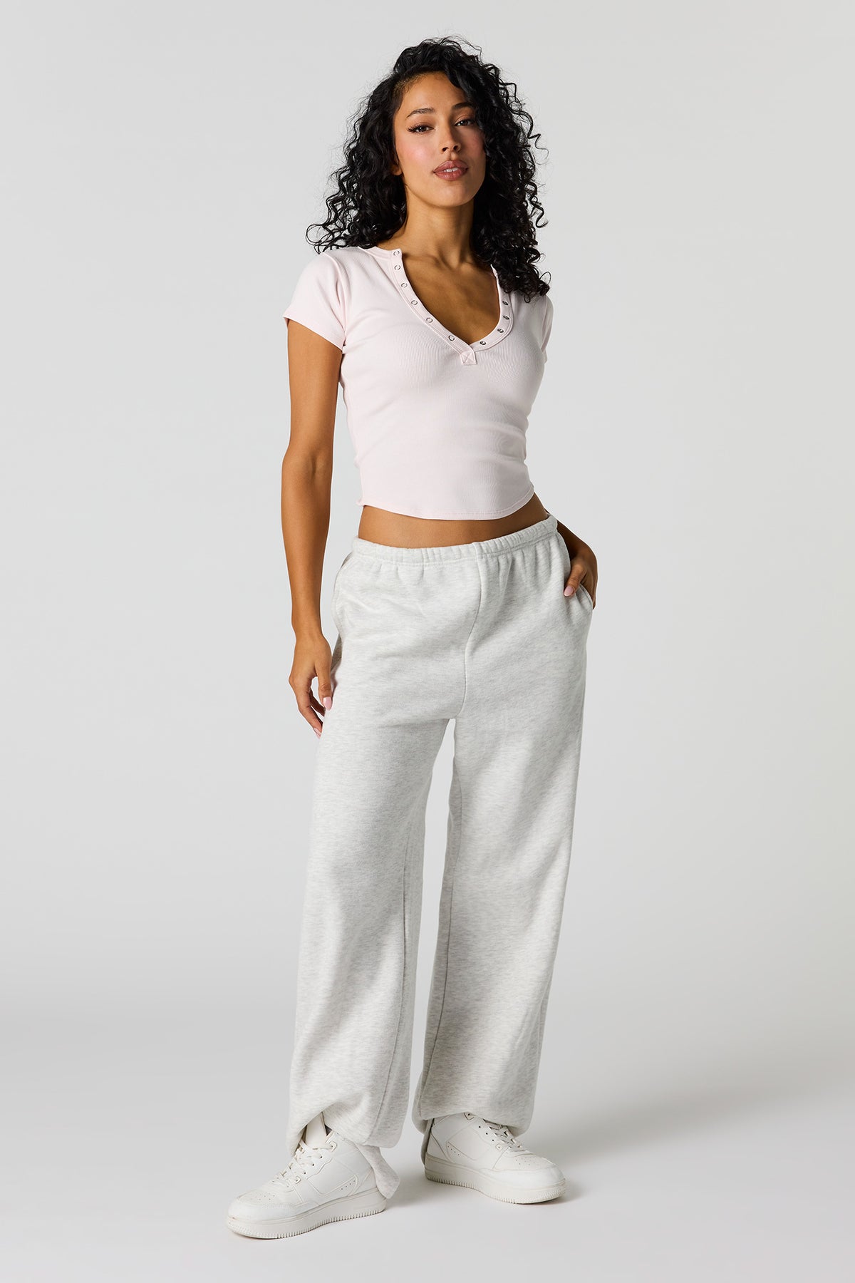 Vue alternative 3. T-shirt Henley ultracourt côtelé