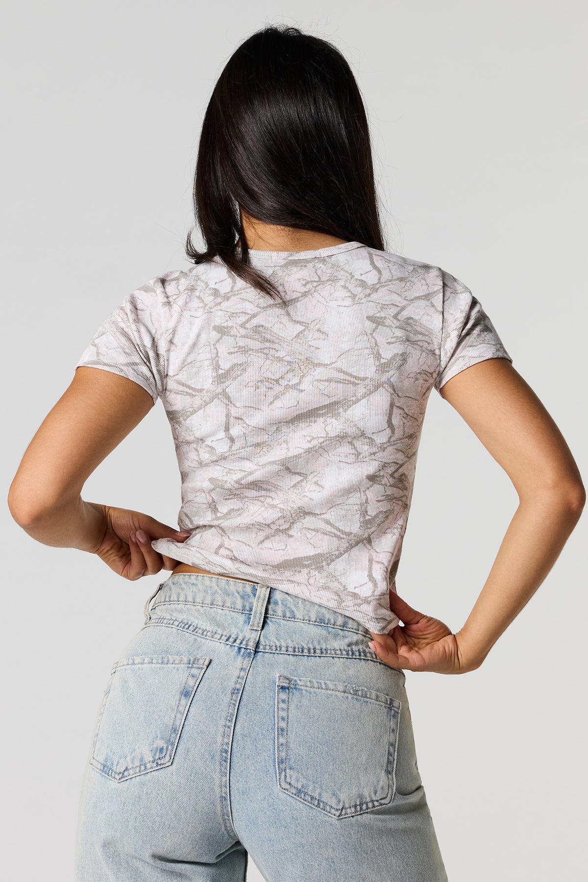 Vue alternative 2. T-shirt ultracourt côtelé