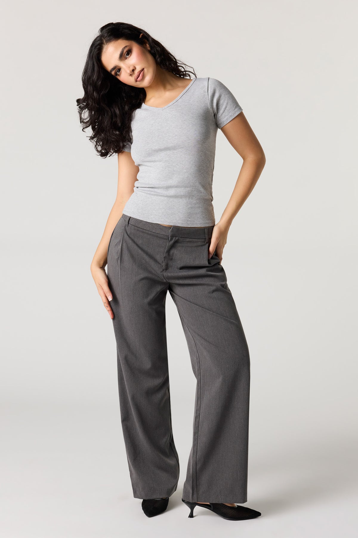 Alt View 3. V-Neck T-Shirt - Heather Grey