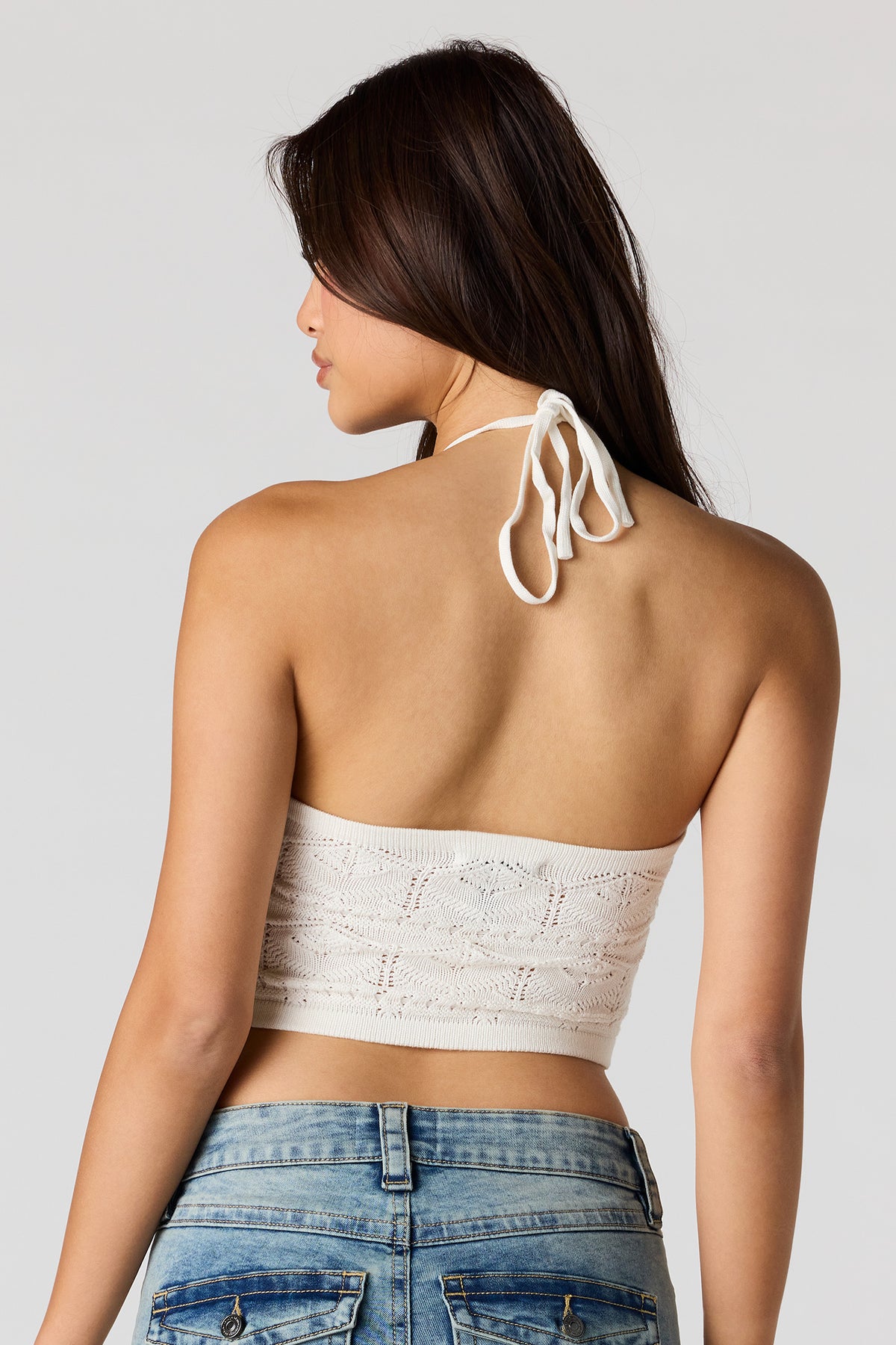 Vue alternative 2. Haut bain-de-soleil crocheté écourté