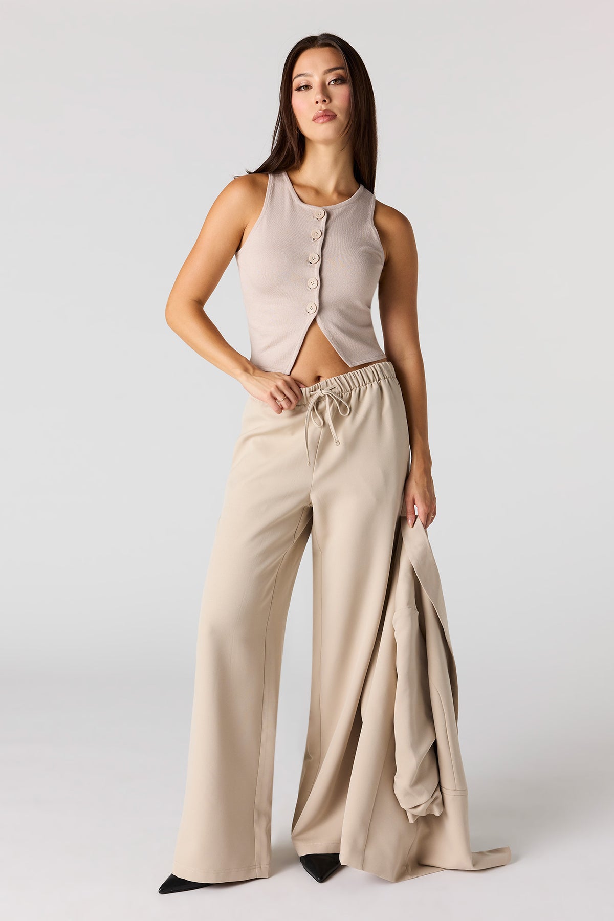 Vue alternative 4. Veste boutonnée en tricot