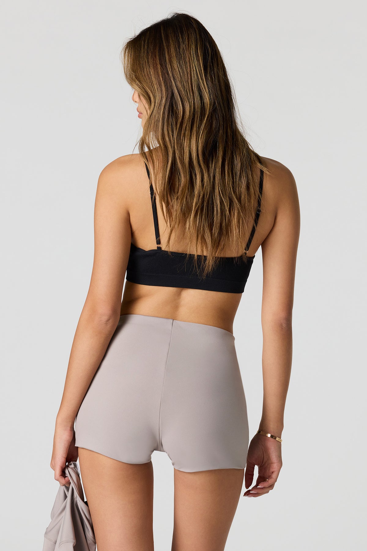 Vue alternative 2. Short Active double épaisseur