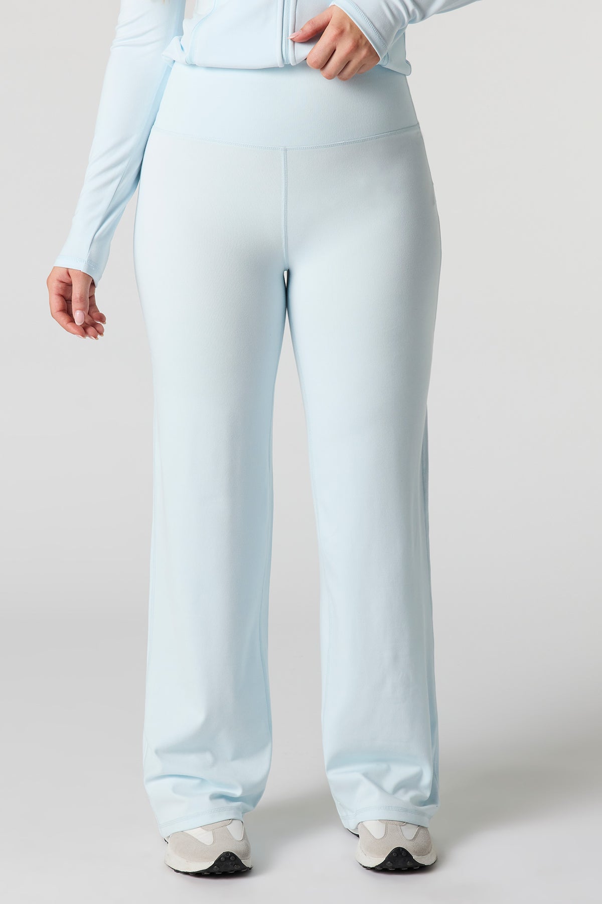 Alt View 2. Active Straight Leg Pant - Blue