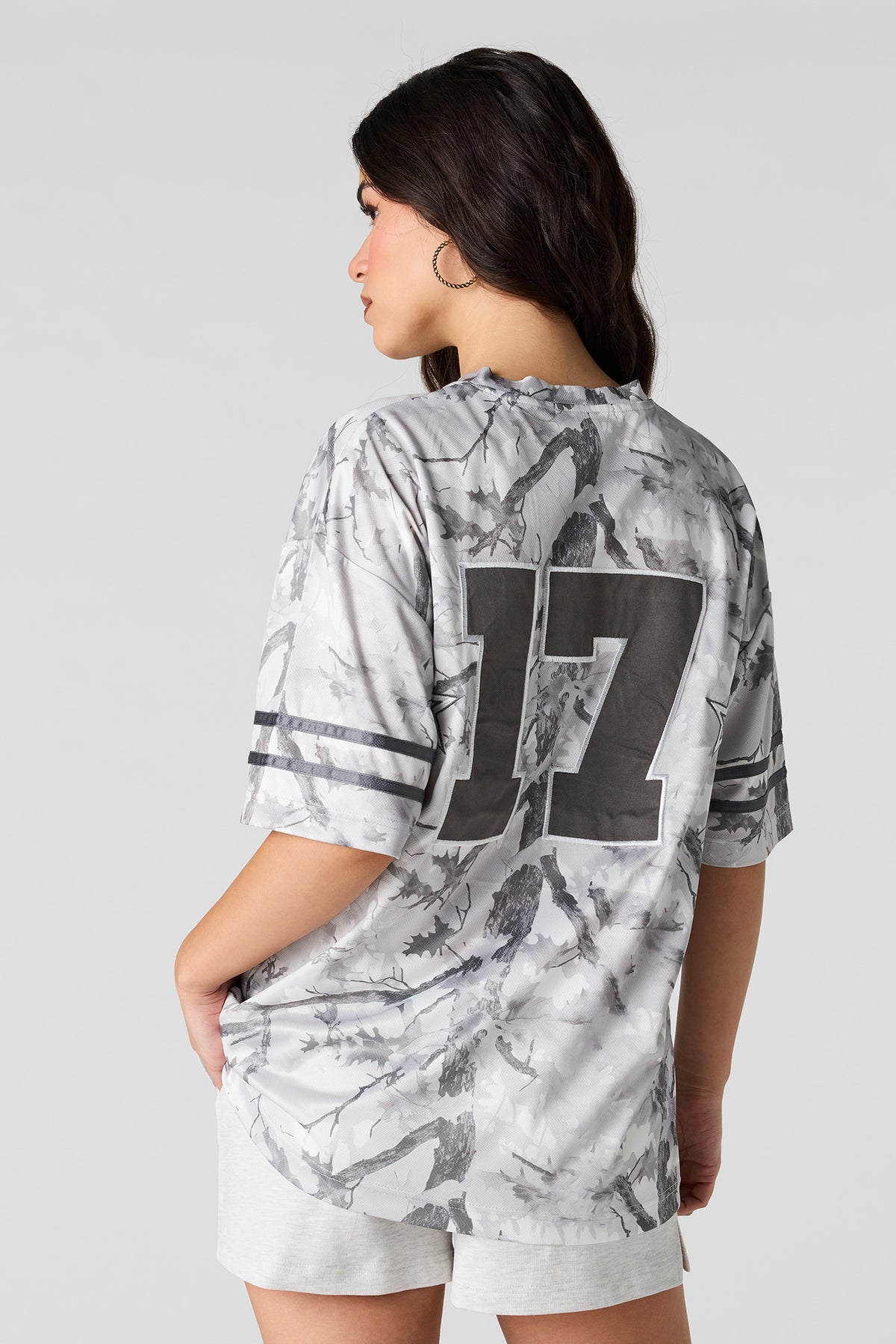 Vue alternative 2. Jersey en filet avec motif camouflage