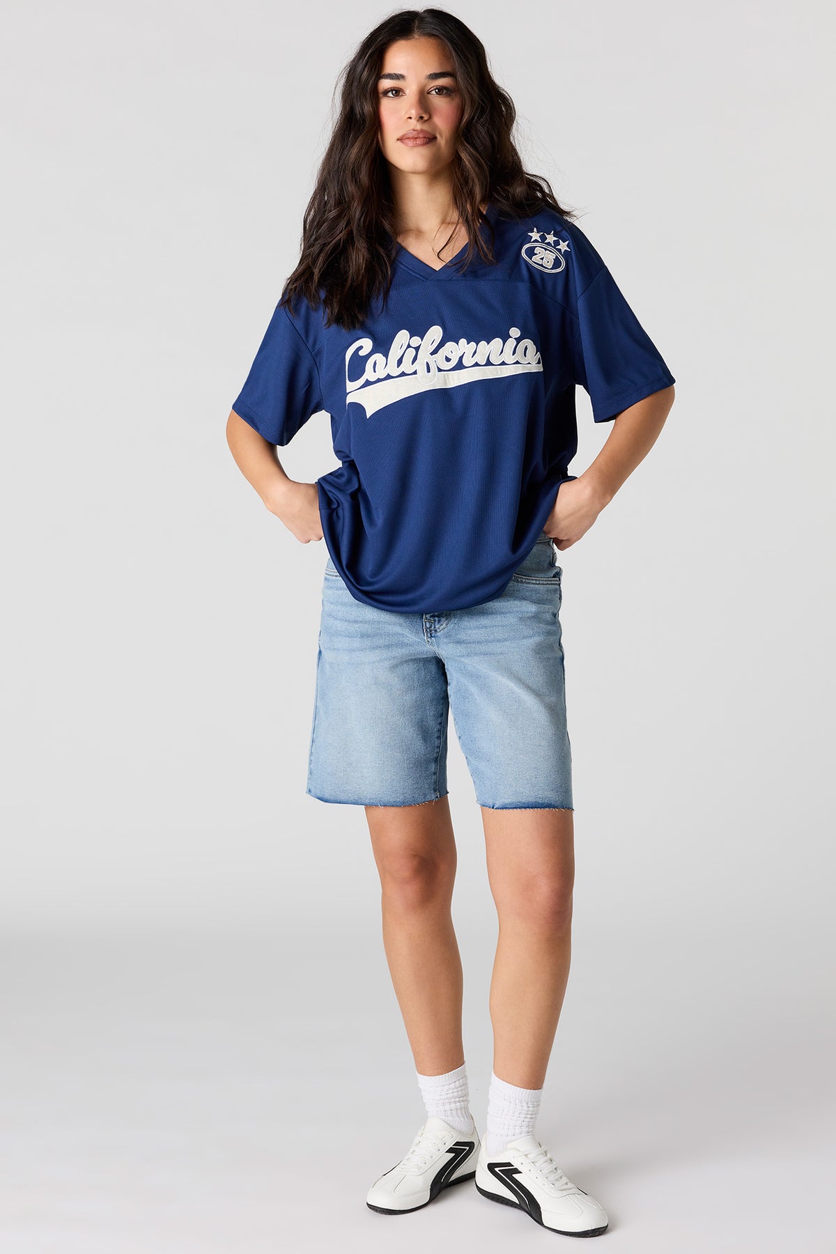 Alt View 3. Graphic Oversized Jersey - Blue