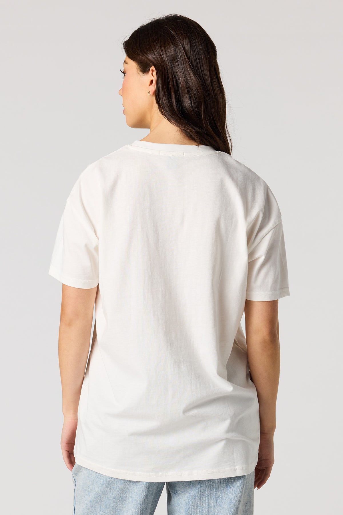 Alt View 2. Graphic Oversized T-Shirt - White