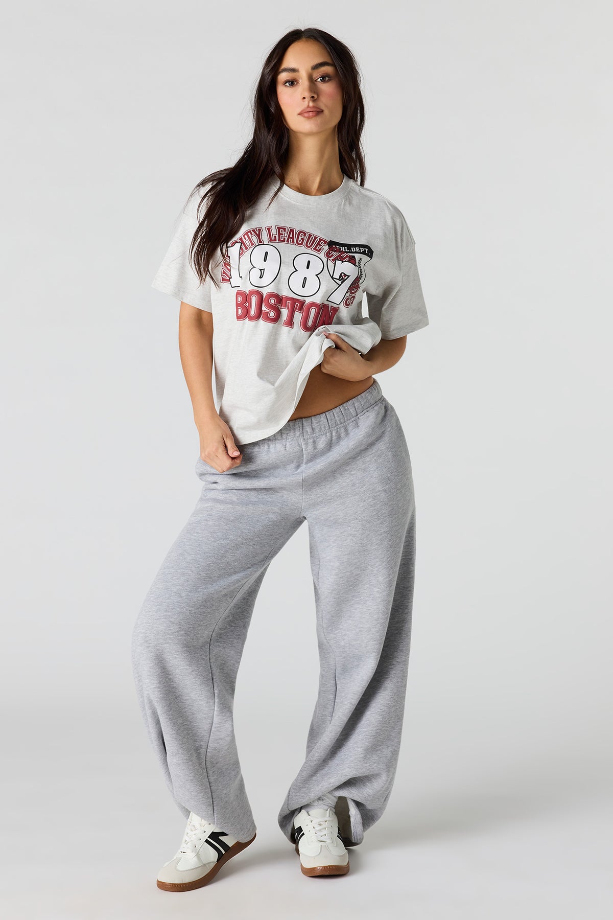 Alt View 3. Oversized Graphic T-Shirt - Light Grey