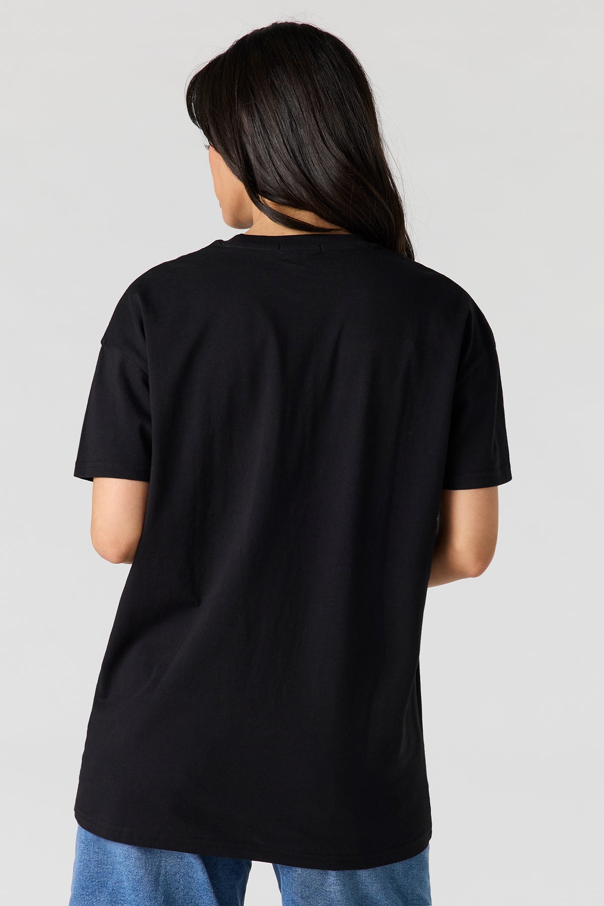 Alt View 2. Graphic T-Shirt - Black