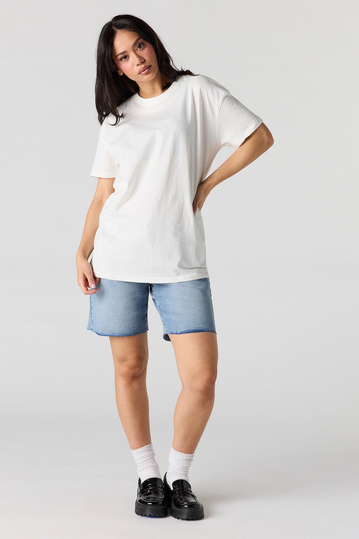 Alt View 3. Graphic T-Shirt - White