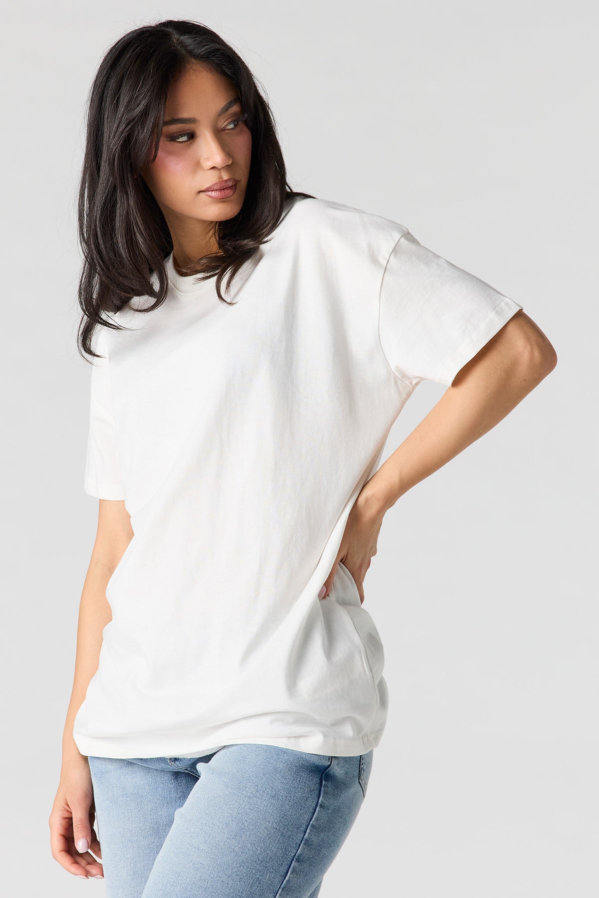 Alt View 2. Graphic T-Shirt - White