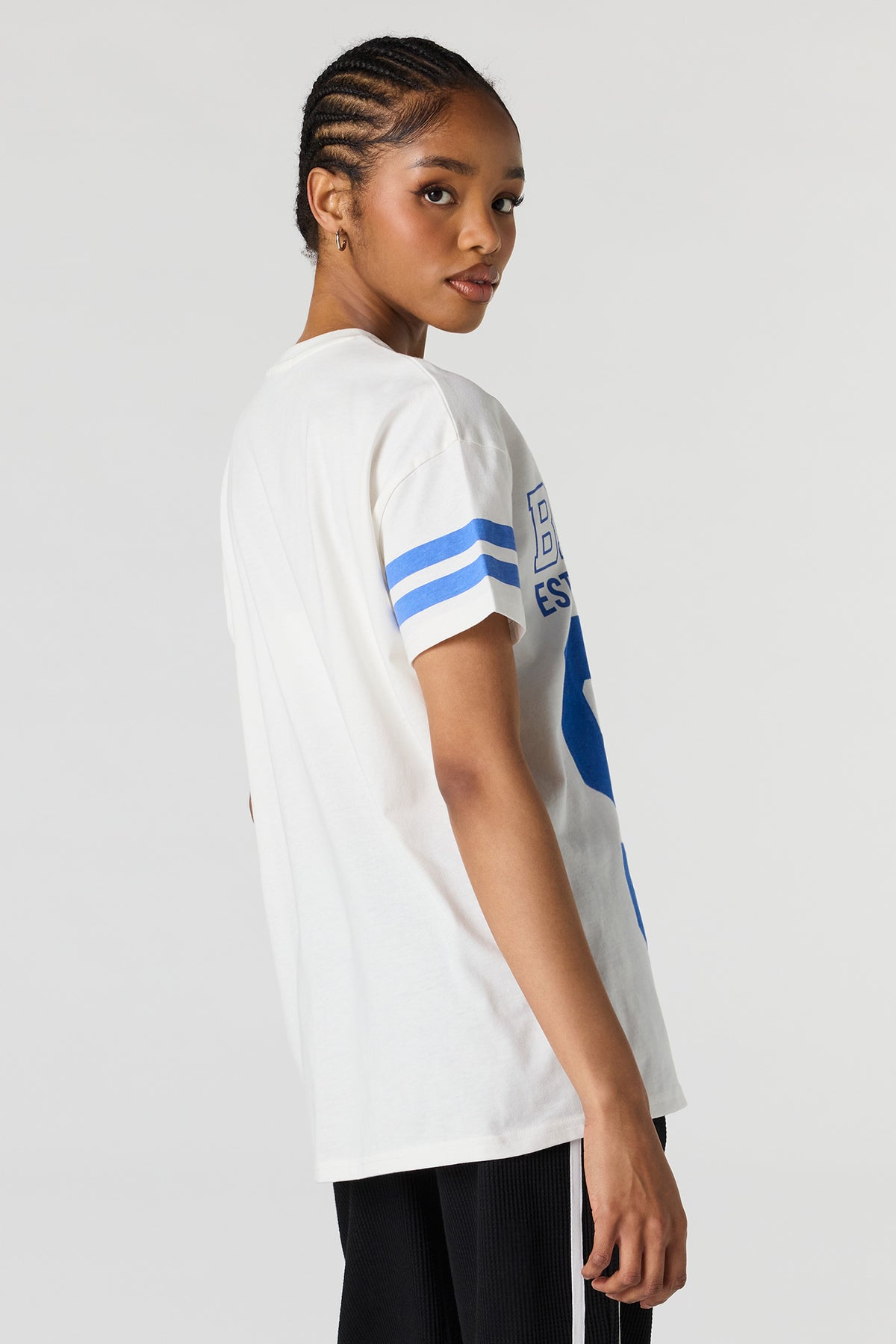Alt View 2. Brooklyn Graphic Oversized  T-Shirt - Off White