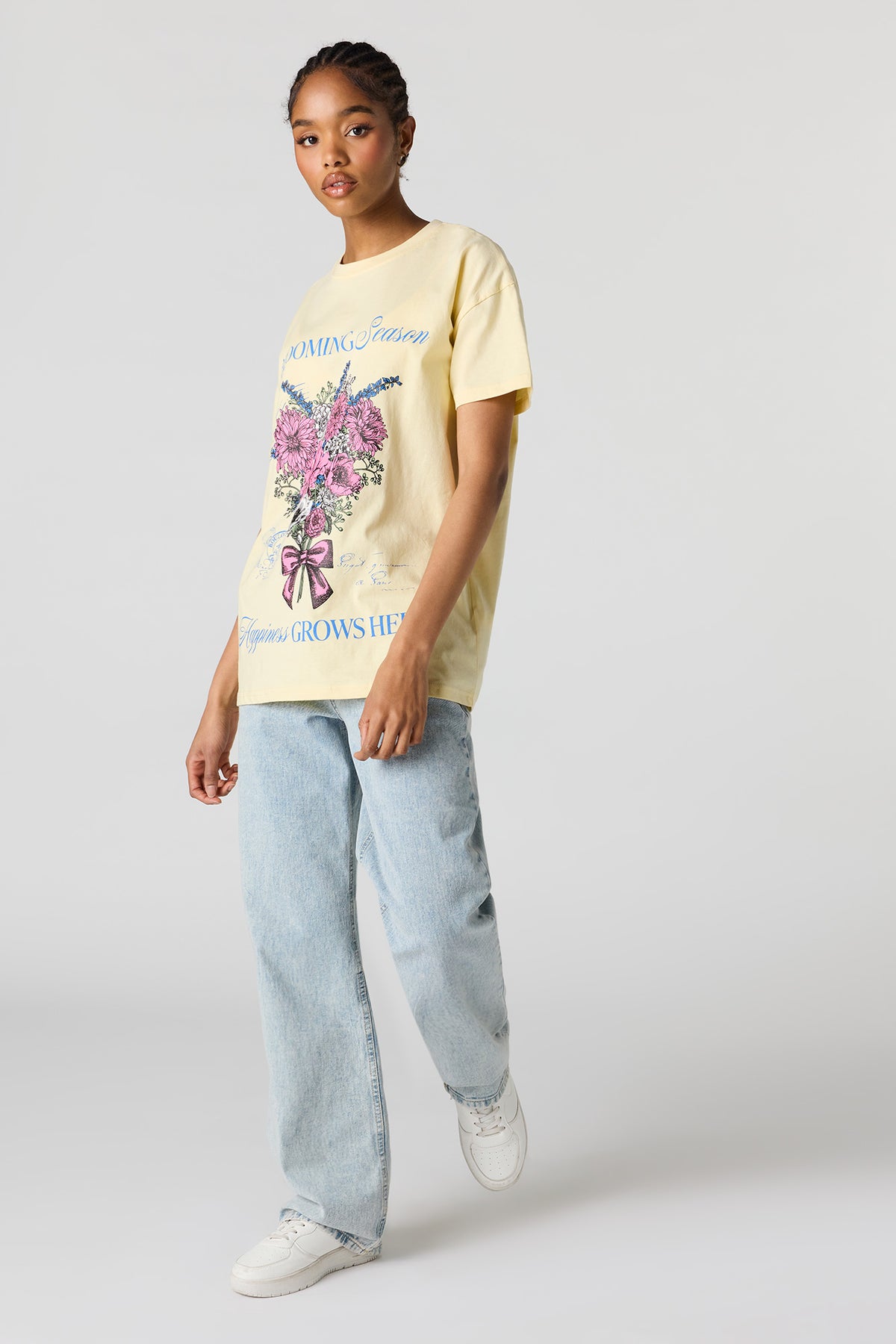 Alt View 3. Blooming Graphic Oversized T-Shirt - Yellow