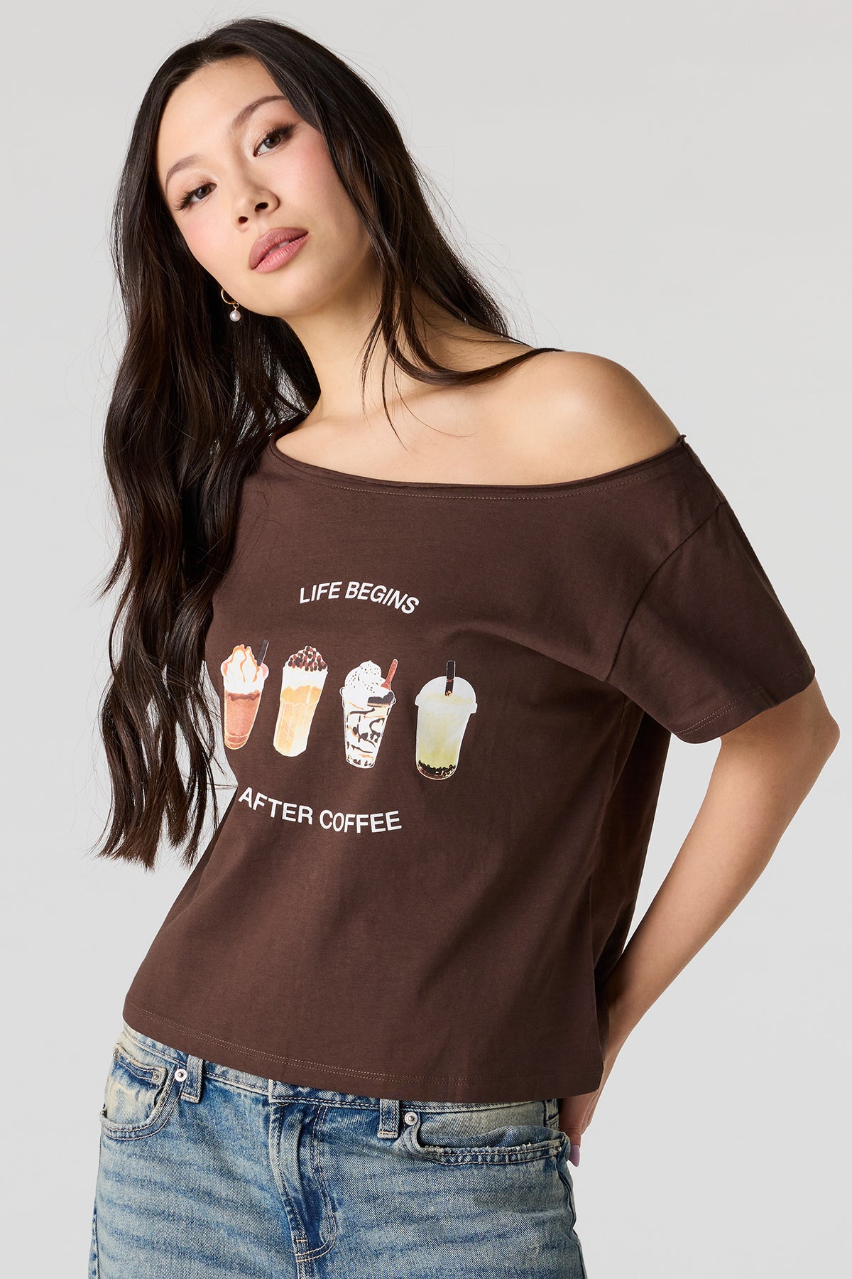 T-shirt imprimé à épaules dénudées