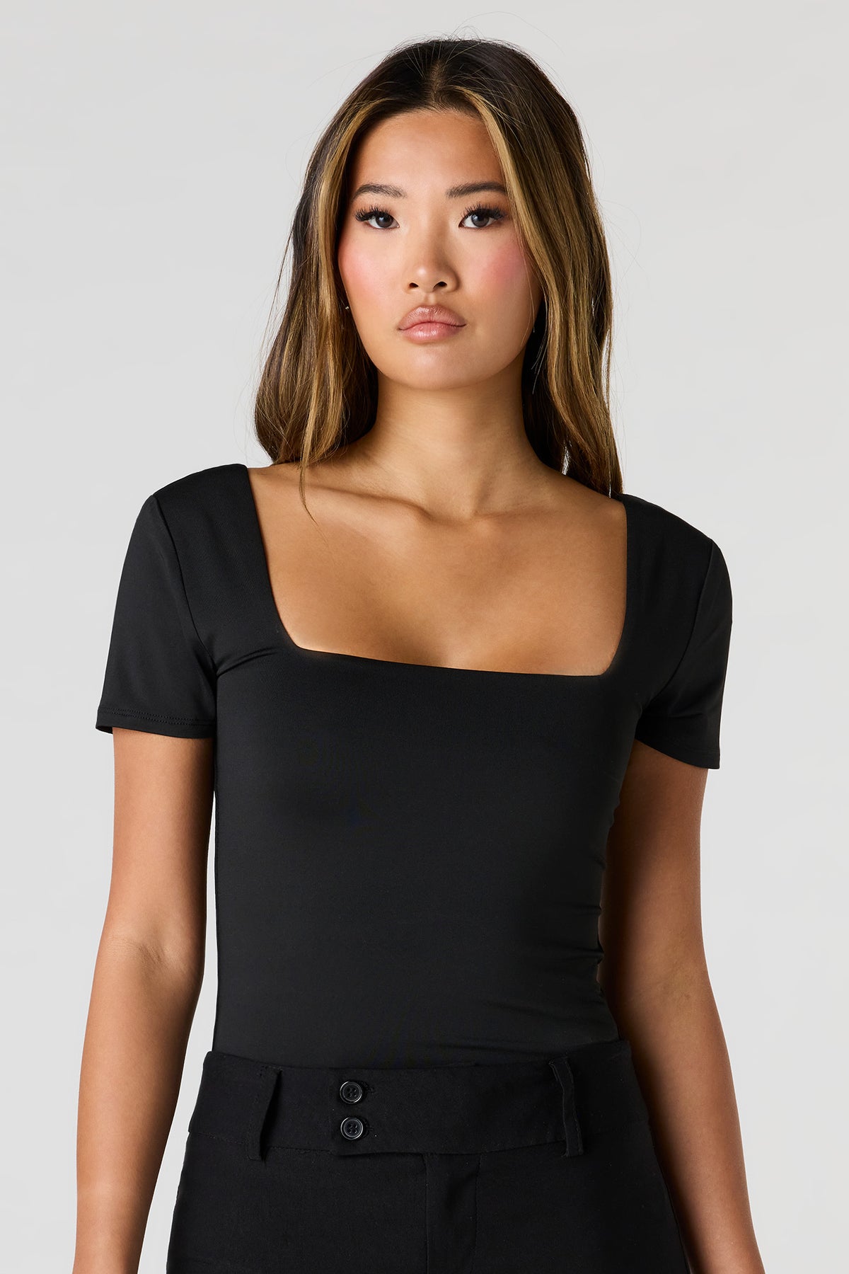 Vue alternative 5. Maillot Contour à encolure carrée et manche courte