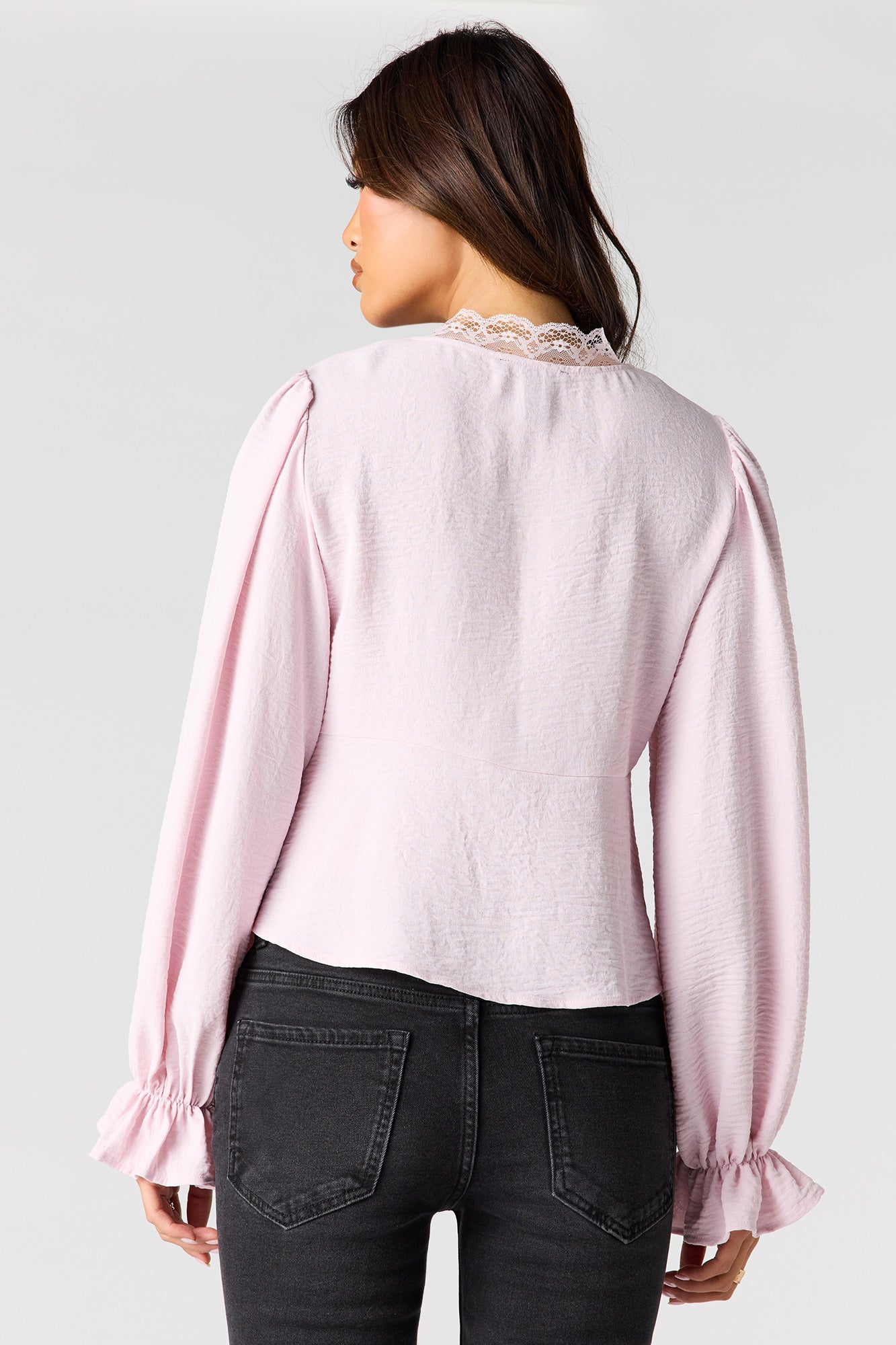 Lace V-Neck Long Sleeve Flyaway Top – Urban Planet