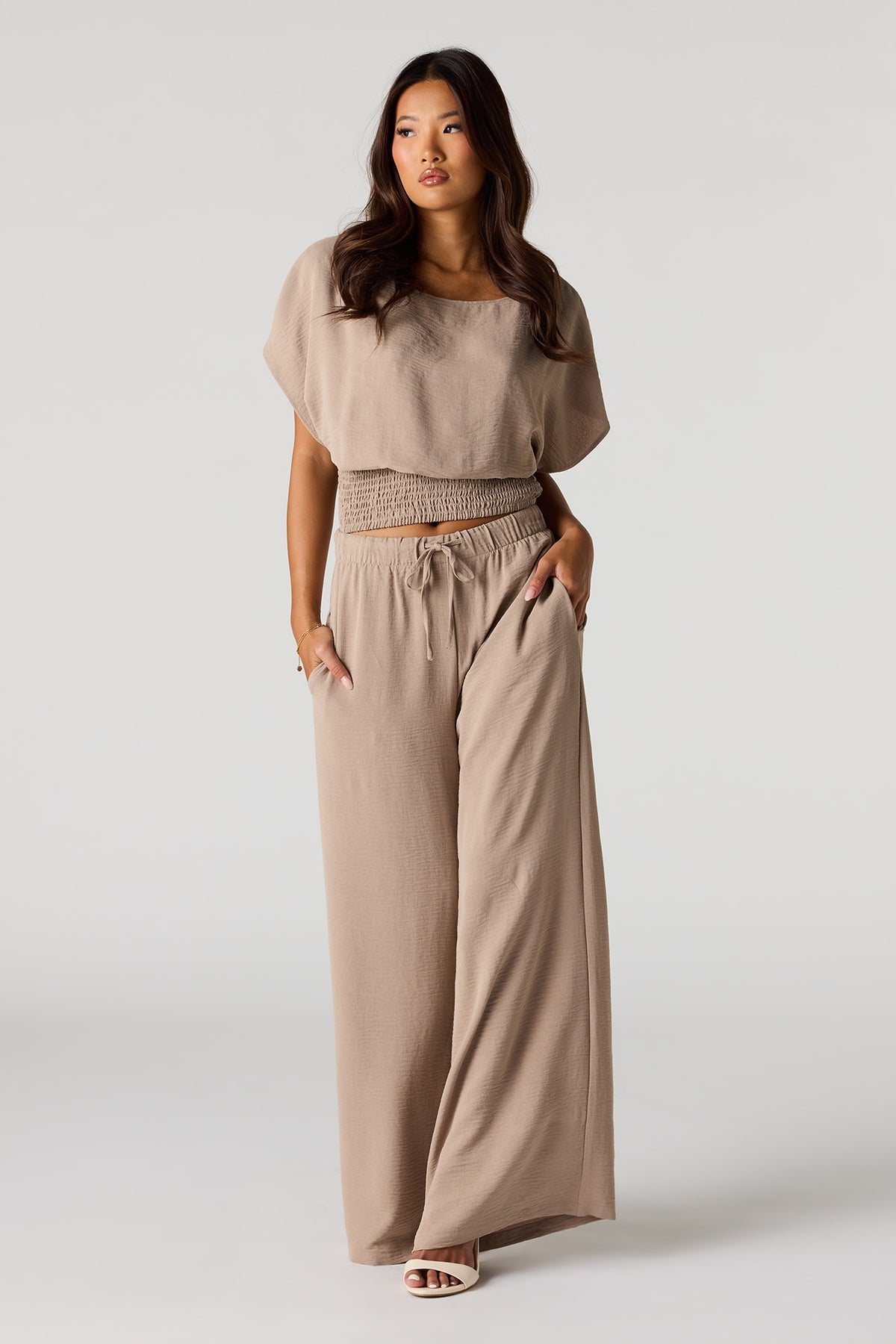 Alt View 3. Cinched Waist Top - Cream