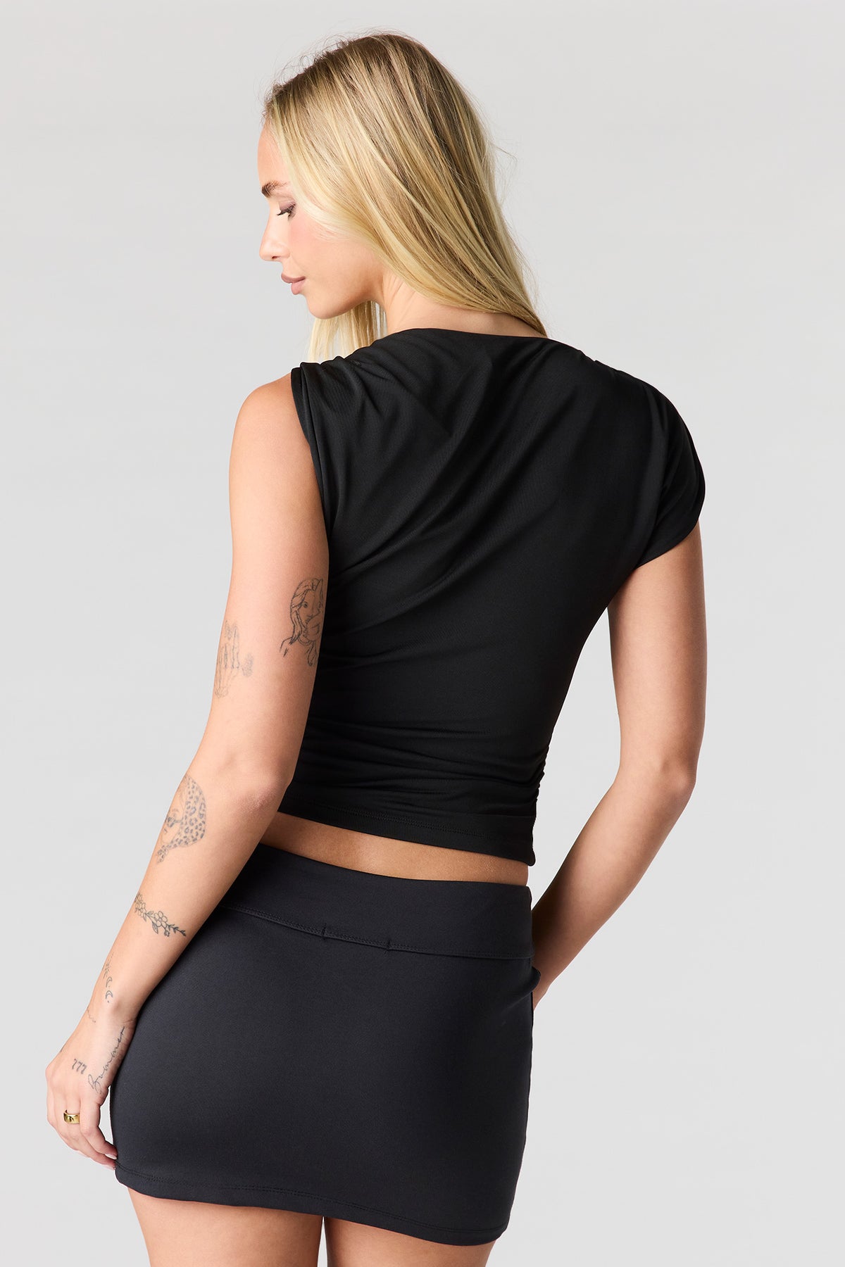 Alt View 2. Contour Metal Cuff One Shoulder Top - Black