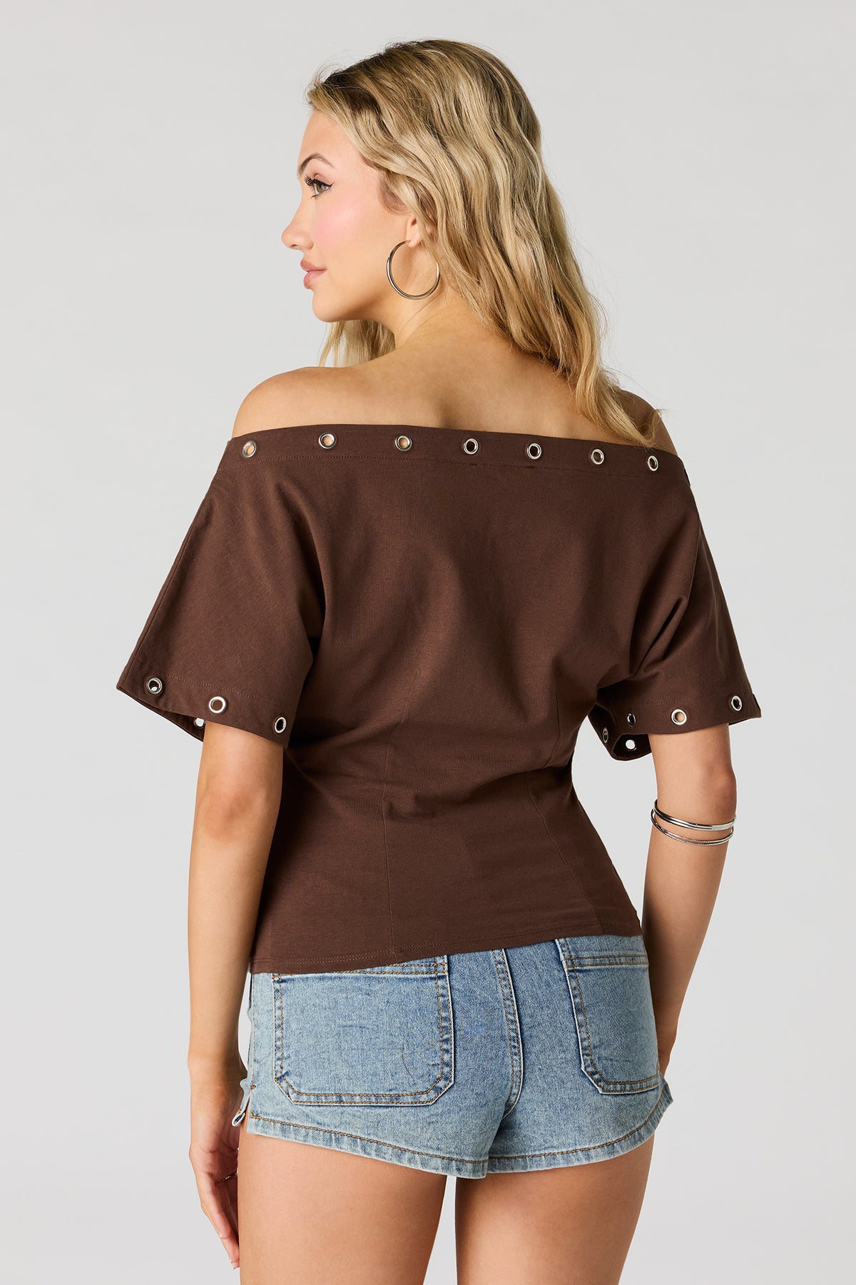 Alt View 2. Eyelet Off Shoulder Top - Camel