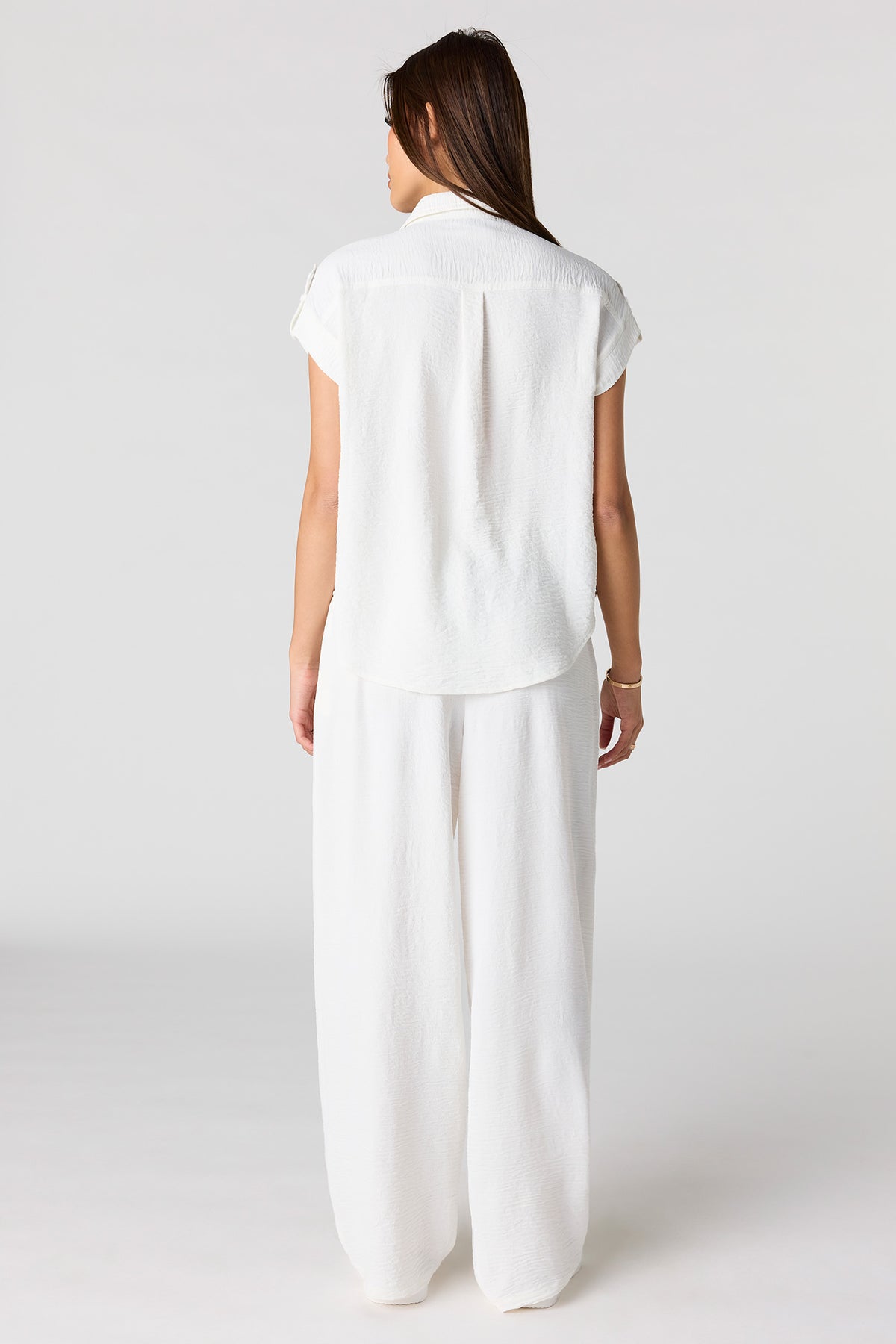 Alt View 3. Textured Drawstring Wide Leg Pant - White